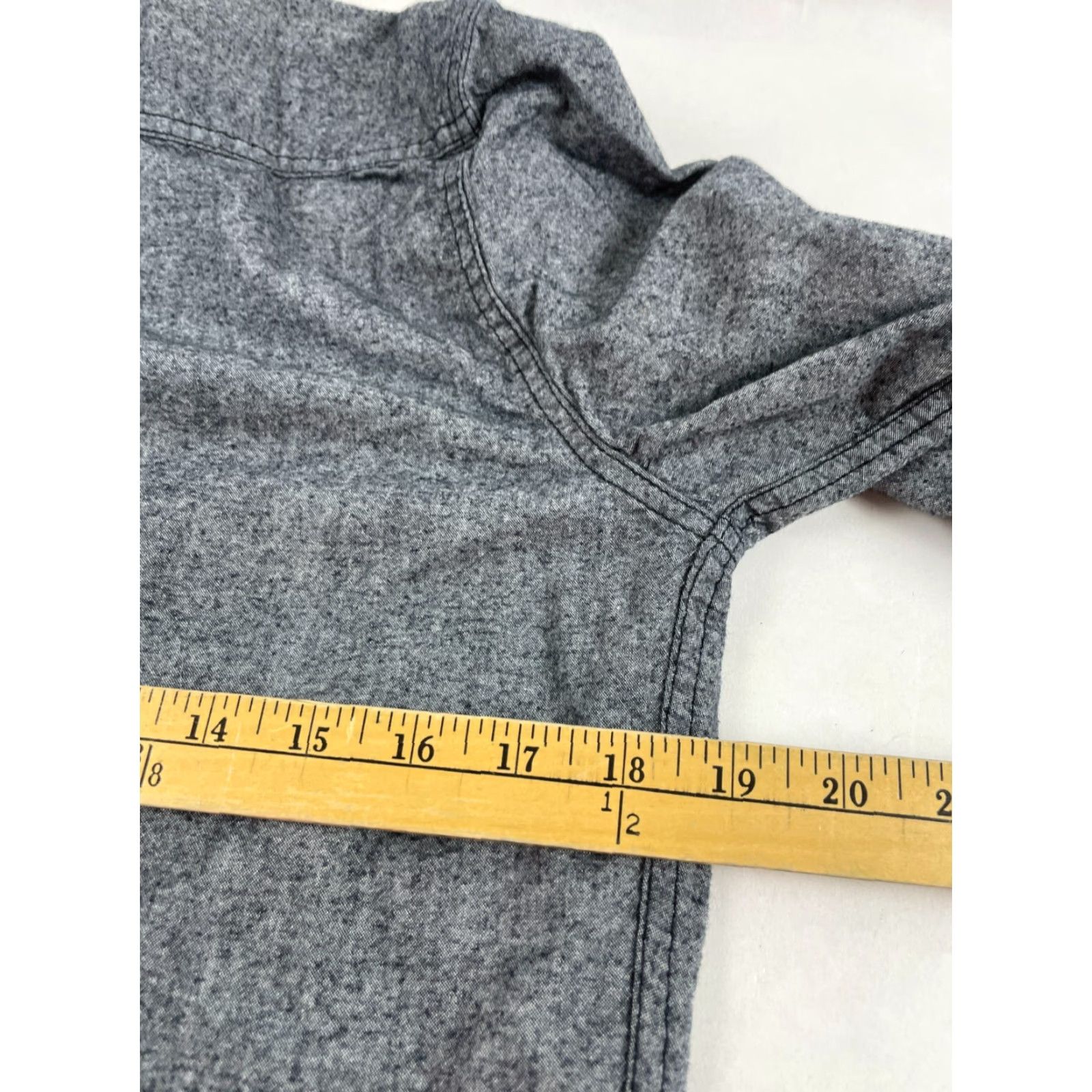 Vintage VINTAGE Red Shirt Mens S Gray Chambray Button-Up Long Sleeve Collared Shirt Size US S / EU 44-46 / 1 - 3 Thumbnail