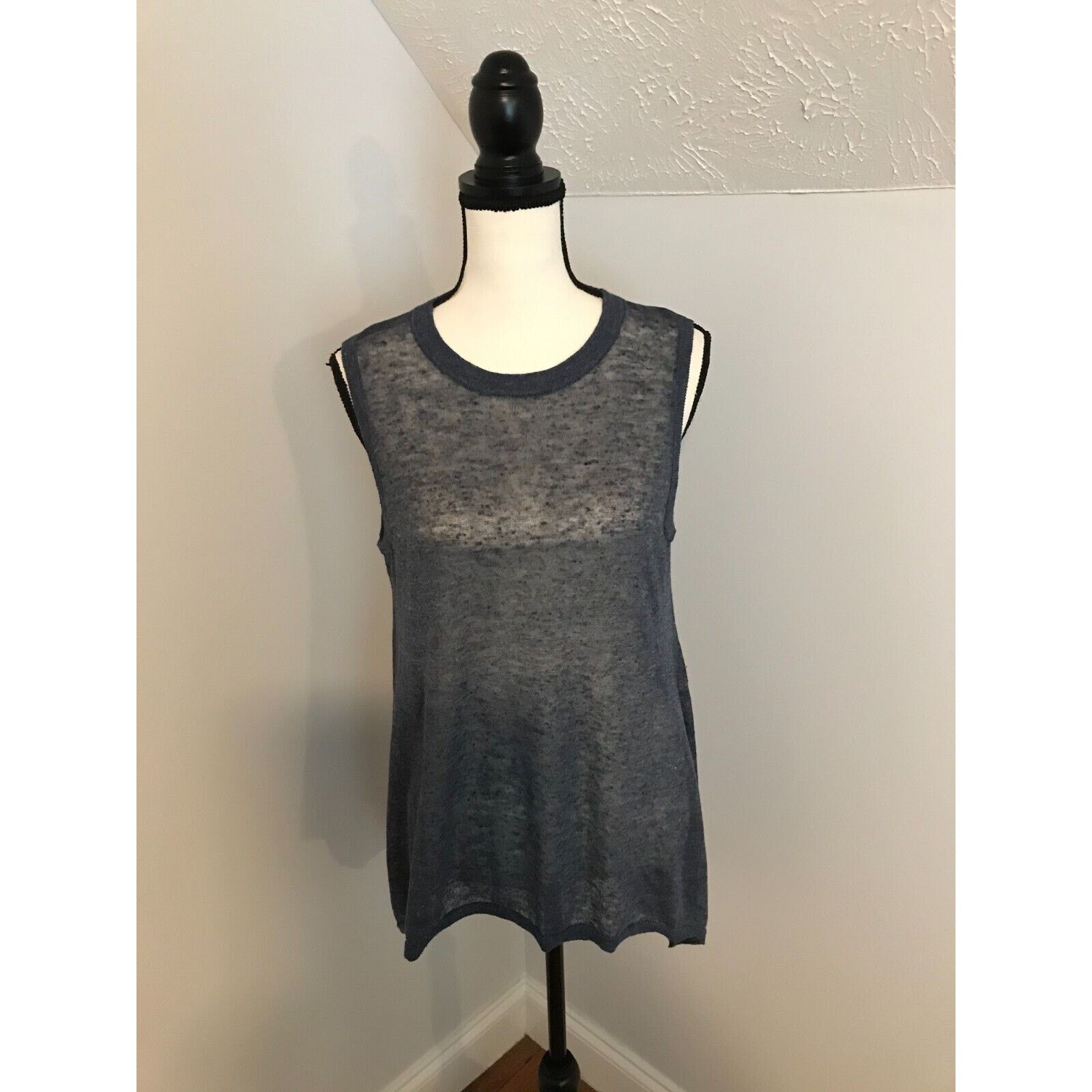 Alice + Olivia Alice+Olivia Base Jamica Linen Blue Denim Linen Blend Tank Size M / US 6-8 / IT 42-44 - 1 Thumbnail