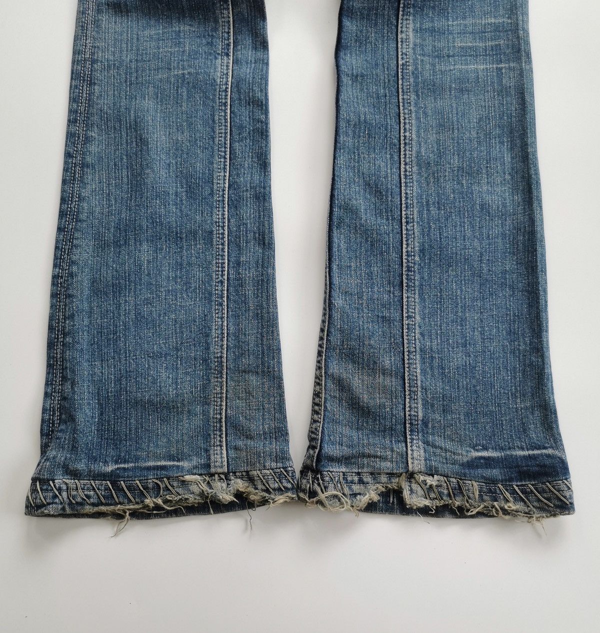 Antik Denim Bootcut Antik Denim Distressed Jeans ERD Grunge Size 27" / US 4 / IT 40 - 4 Thumbnail