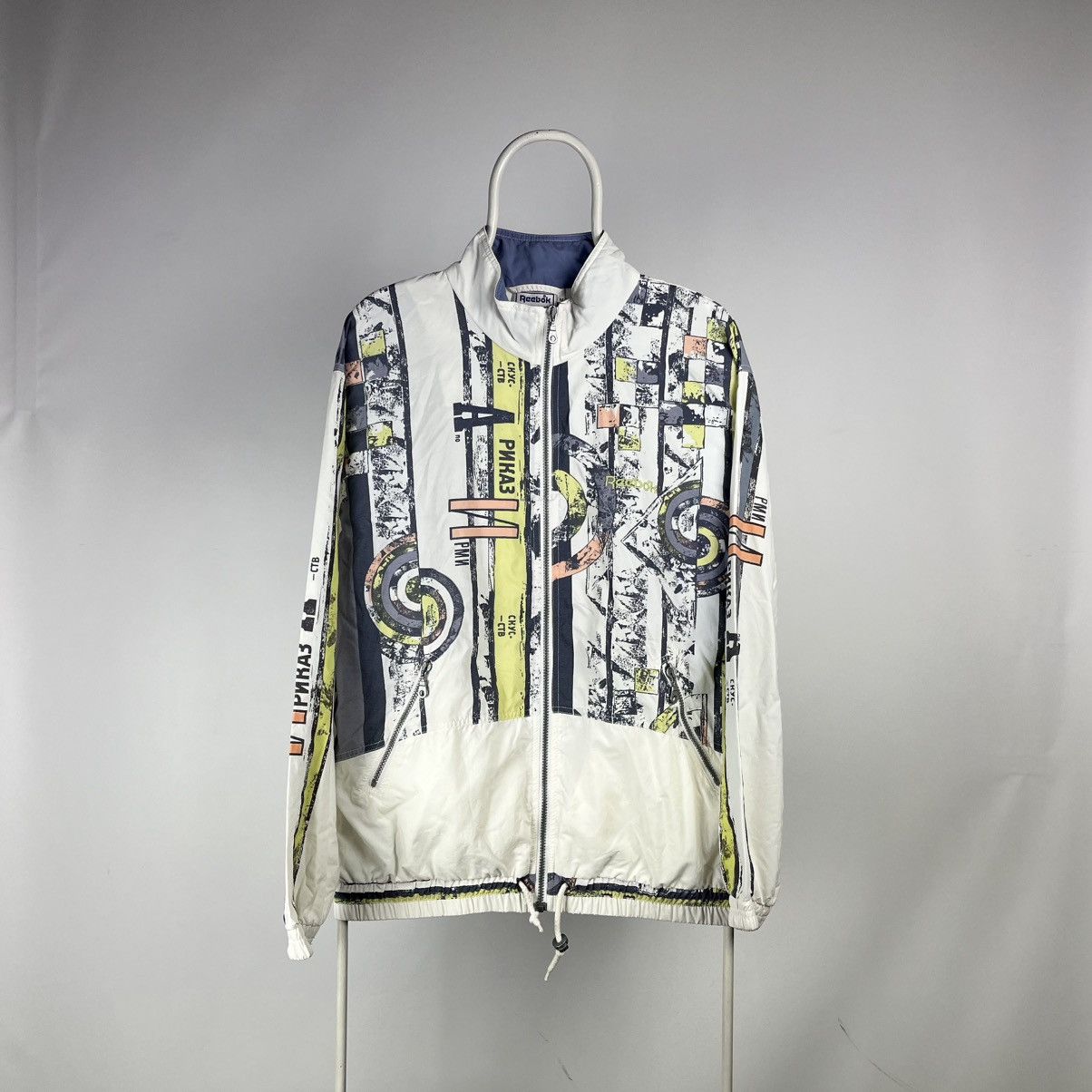 Reebok Vintage Reebok track jacket size Medium all print Size US M / EU 48-50 / 2 - 1 Thumbnail