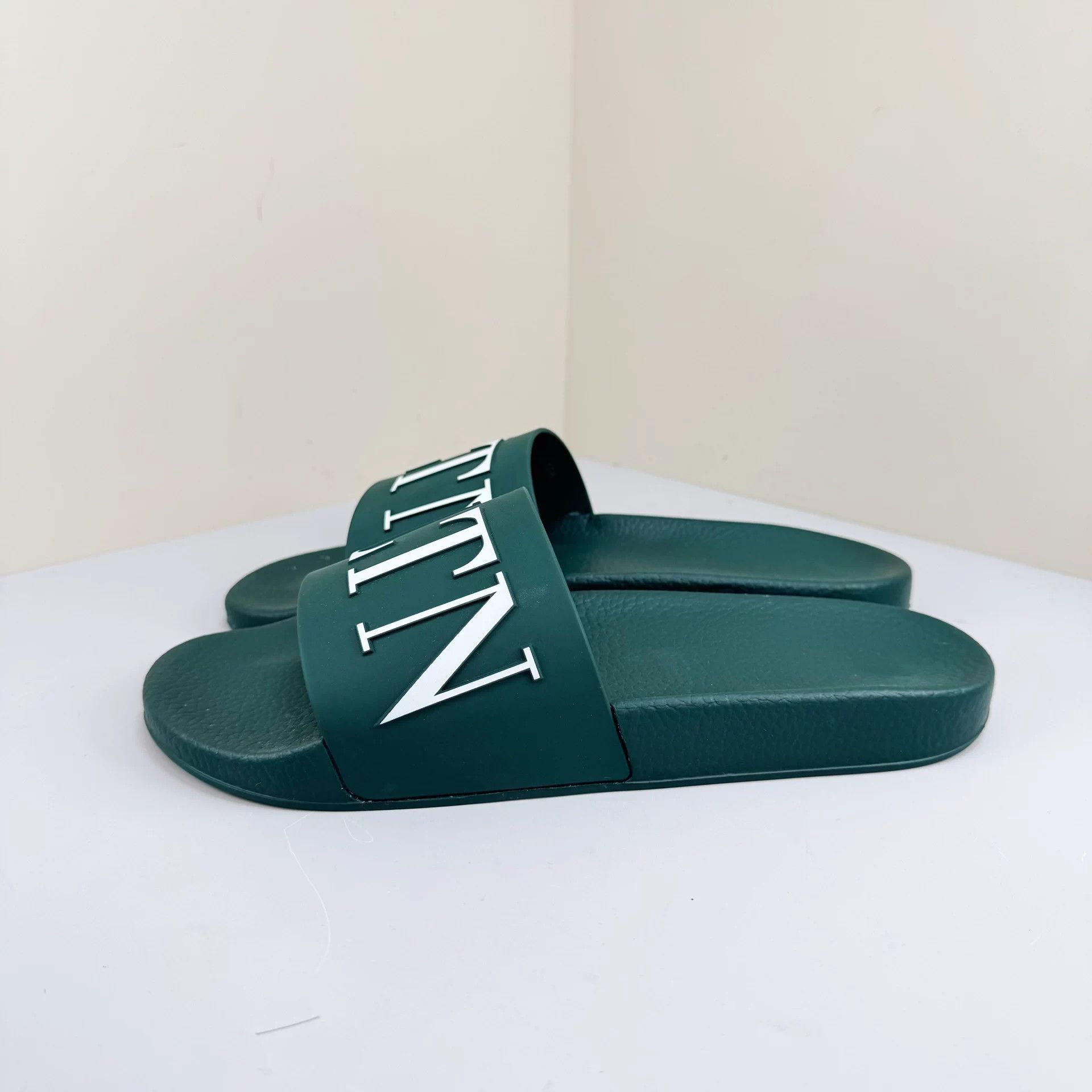 Valentino Valentino Logo Slide Sandals 43 New Size US 10 / EU 43 - 2 Thumbnail