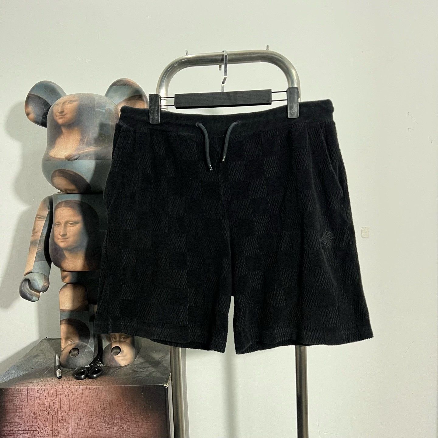 Louis Vuitton Louis Vuitton Checkered Shorts 30 Men Size US 30 / EU 46 - 1 Thumbnail