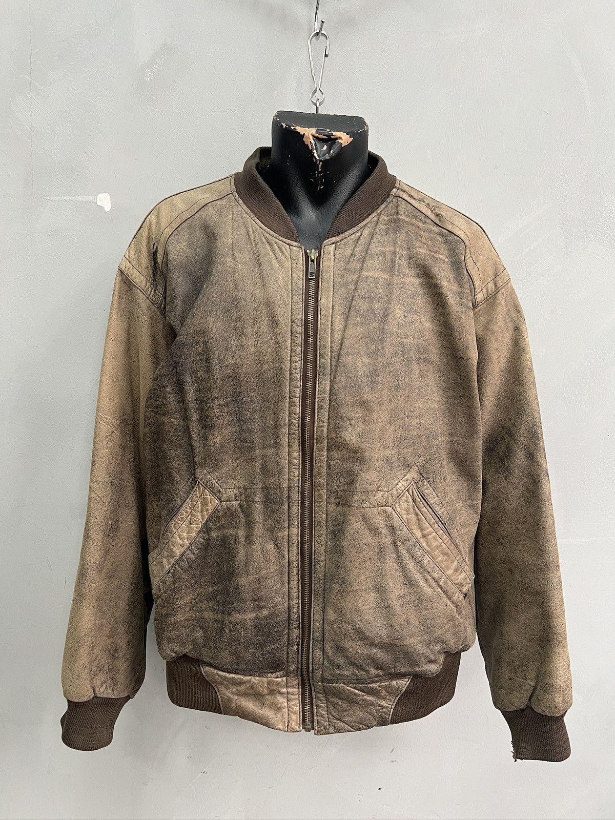 Schott Distressed Ma 1 leather bomber jacket balenciaga style Size US M / EU 48-50 / 2 - 1 Thumbnail