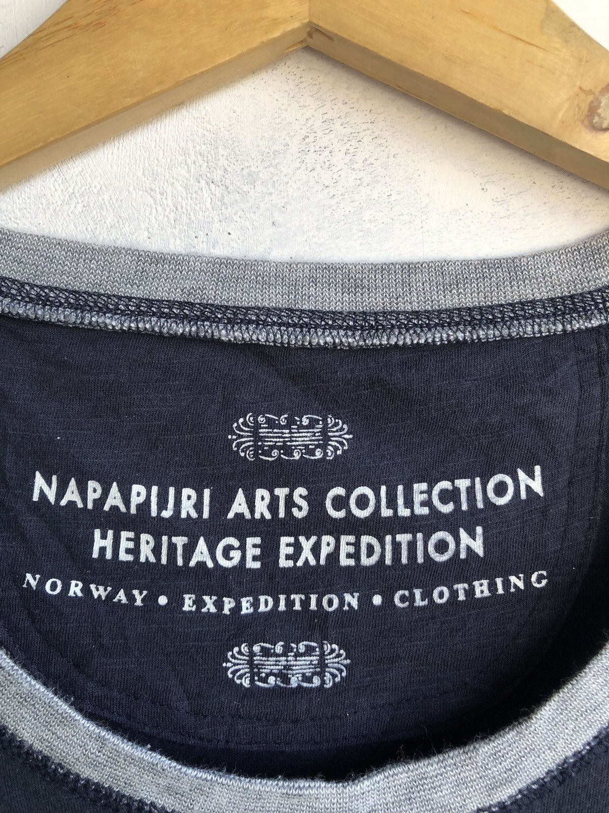 Napapijri × Vintage Napapijri Arts Collection Heritage Expedition Tshirt Size US M / EU 48-50 / 2 - 5 Thumbnail