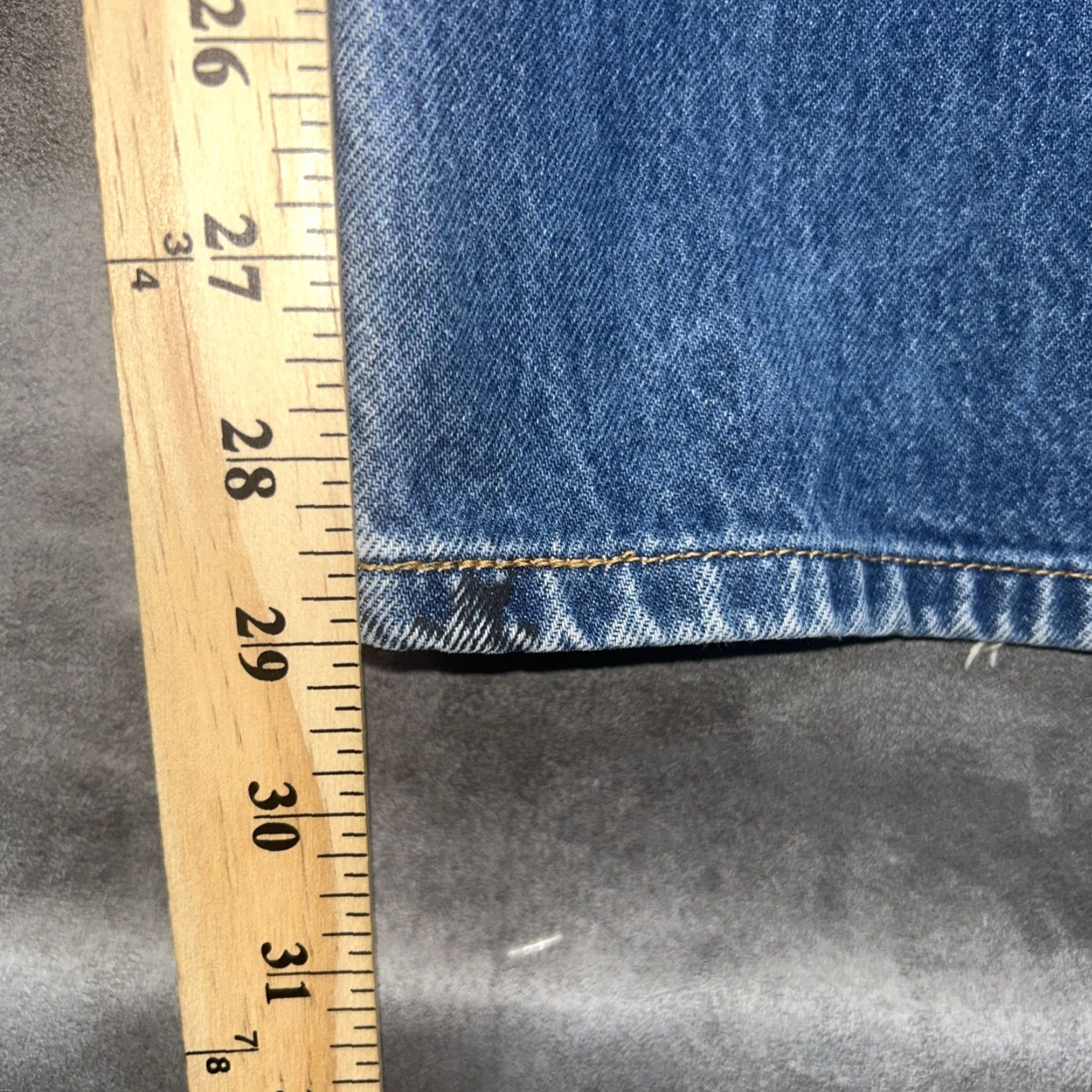 Levi's Levi's 501 Jeans Blue Denim Straight Leg 38x29 Men's Regular Mid Rise Button Fly Vintage No (Used) Size US 38 / EU 54 - 5 Thumbnail