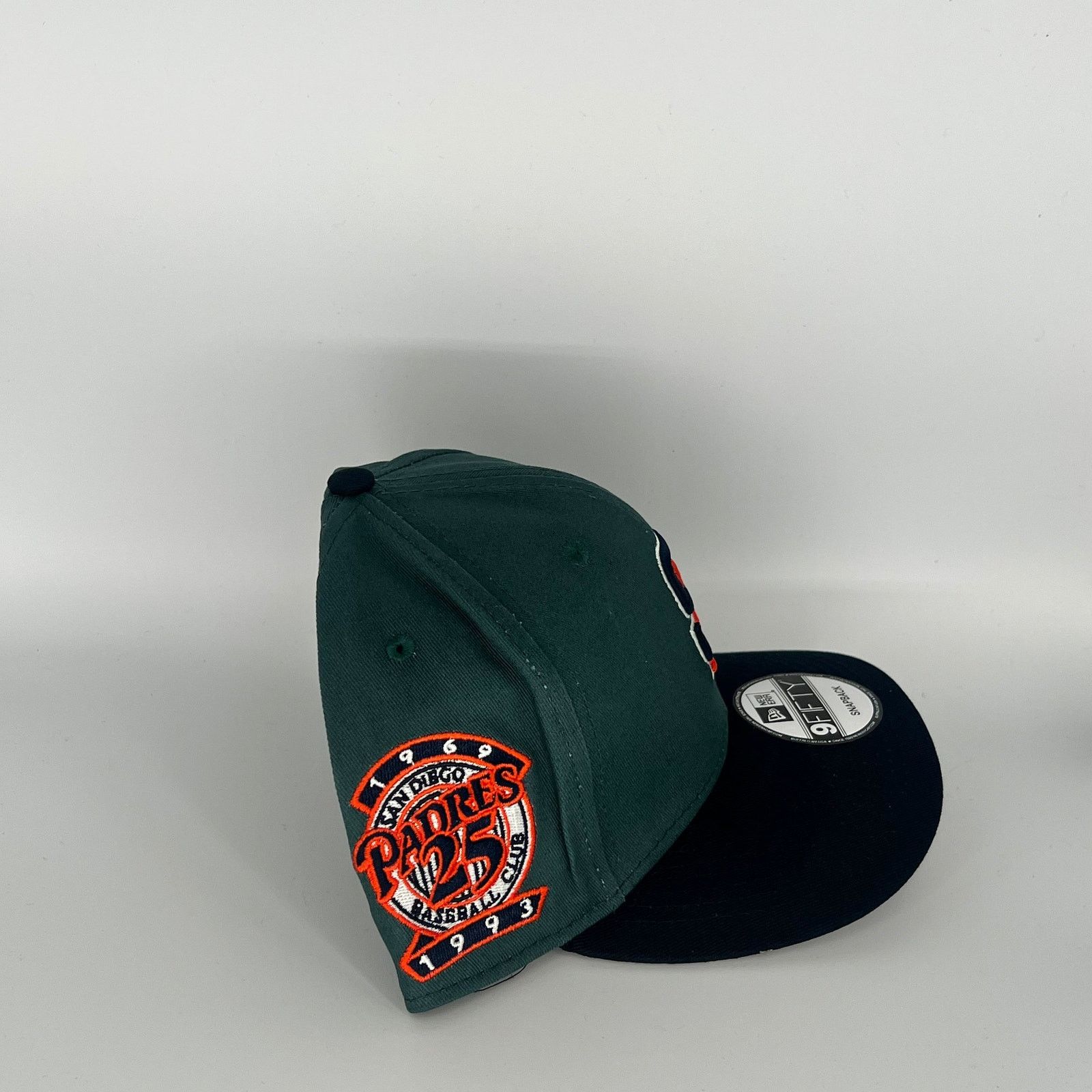 New Era Green Black San Diego Padres 1969 San Diego Padres 25 Size ONE SIZE - 3 Thumbnail