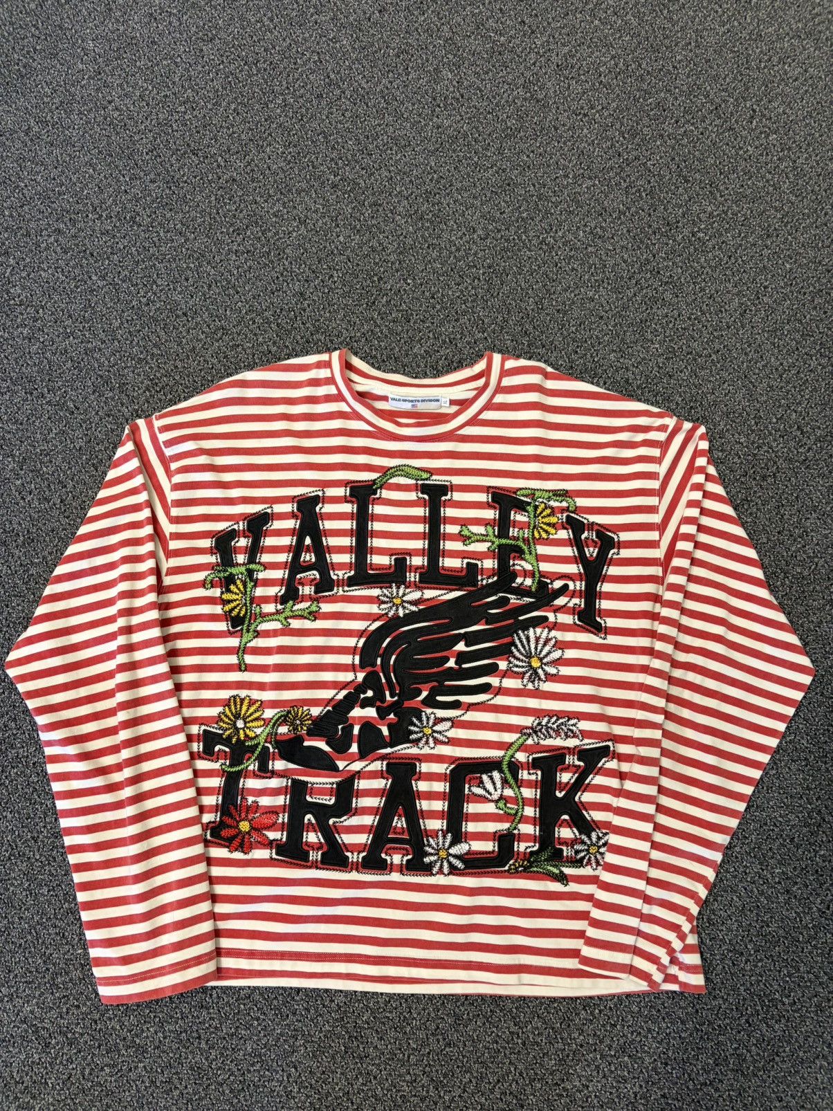 Vale Vale "Valley Track" L/S Red/White Size US XL / EU 56 / 4 - 1 Thumbnail