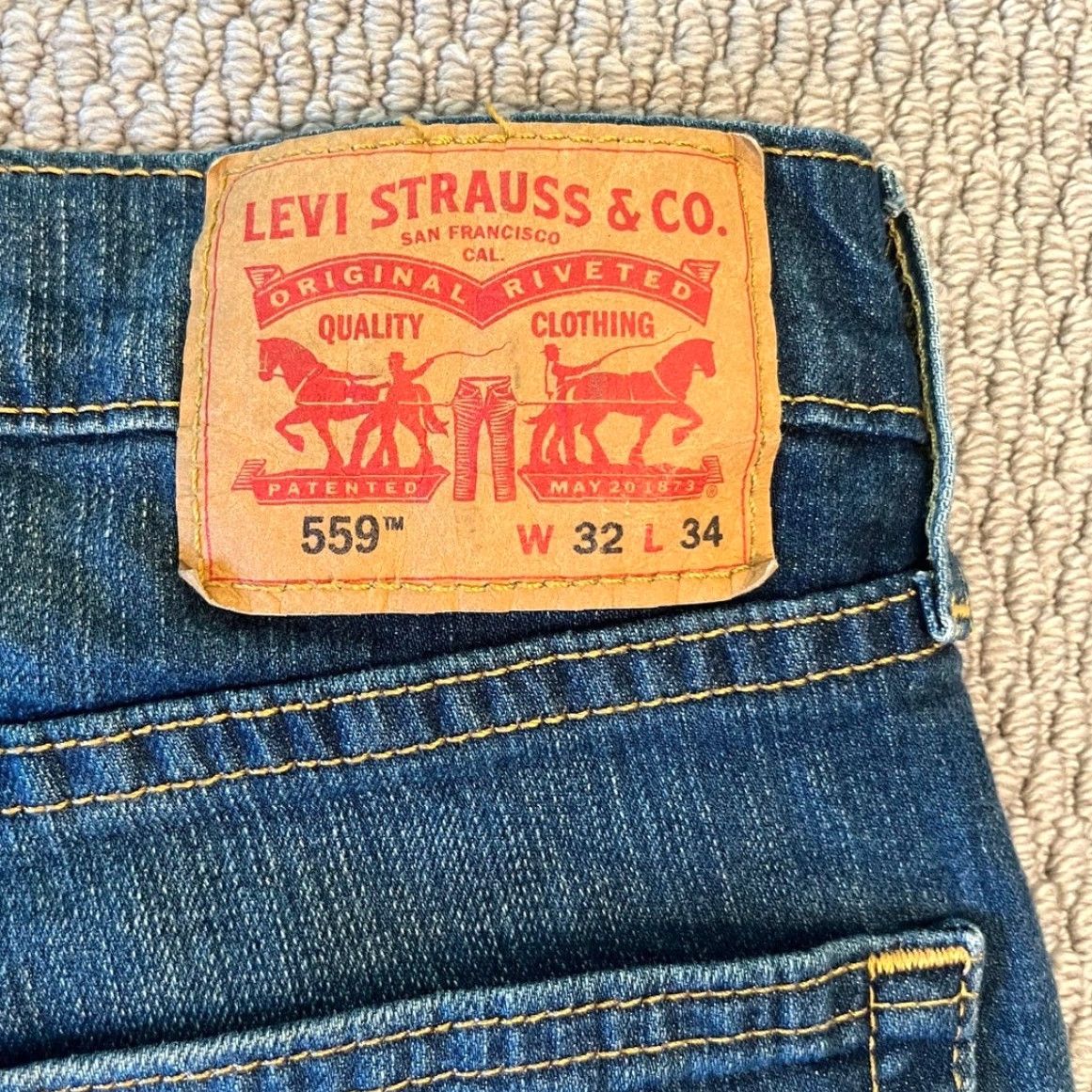 Levi's Levi’s Jeans Men 32x34 Relaxed Straight Leg Denim Dark Wash 5-Pocket Comfort Casual Jeans Men 32 Regular Waist 30 Inseam 31 Inseam No N/A Size US 32 / EU 48 - 3 Thumbnail