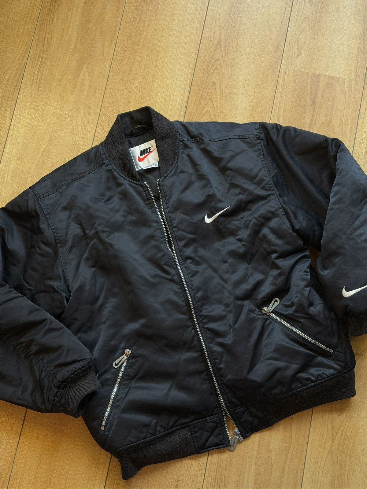 Nike Nike vintage black bomber jacket big logo Size US M / EU 48-50 / 2 - 13 Thumbnail