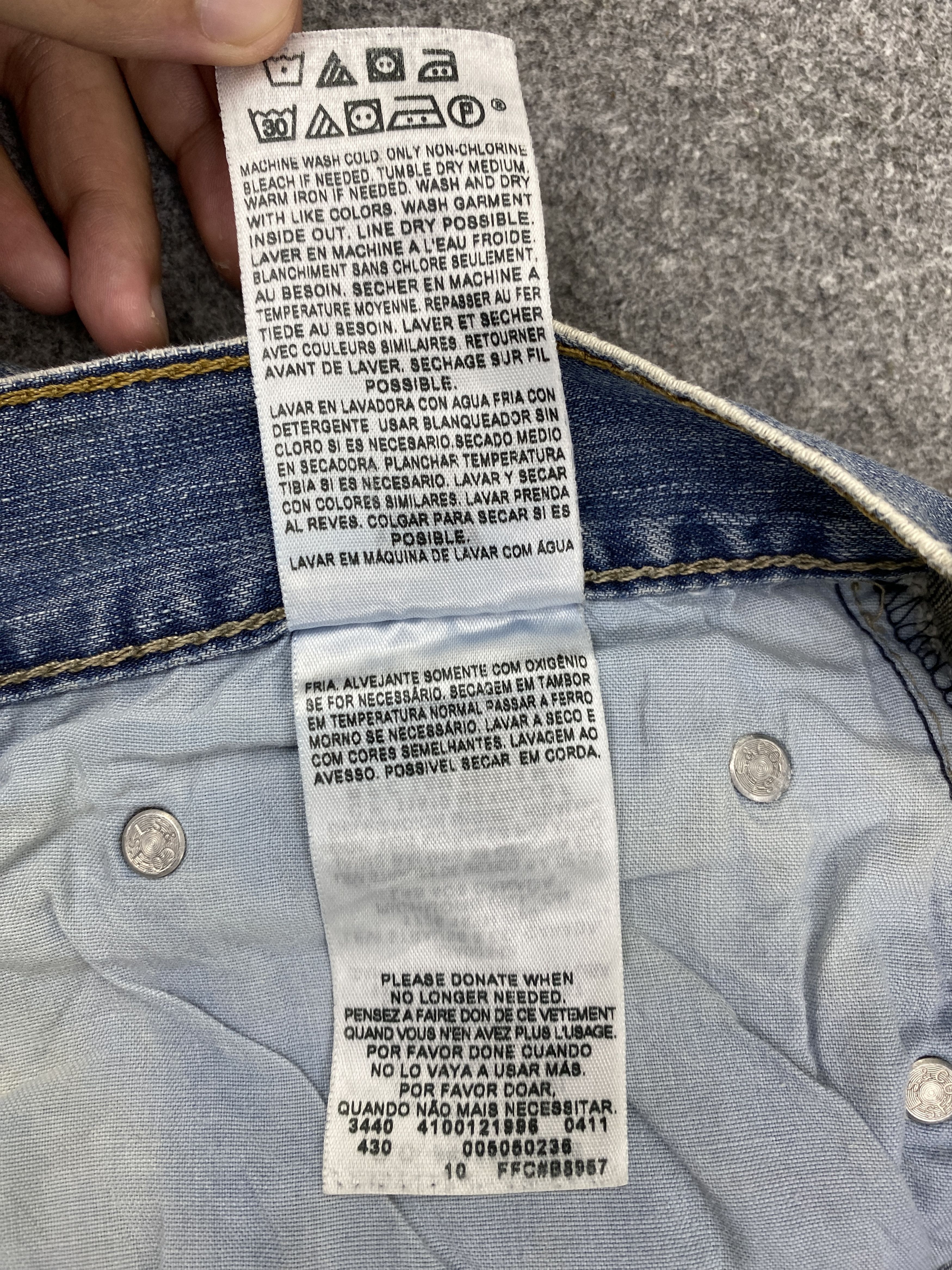 Levi's Vintage Levis 505 Faded Blue Jeans 33x29 S0040 Size US 33 - 9 Thumbnail