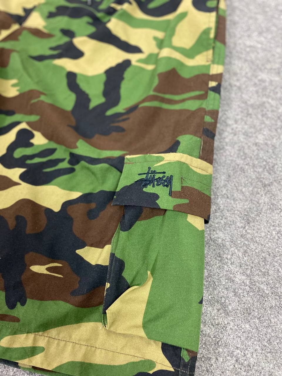Stussy vintage stussy camo shorts embroided logo Size US 40 / EU 56 - 5 Thumbnail