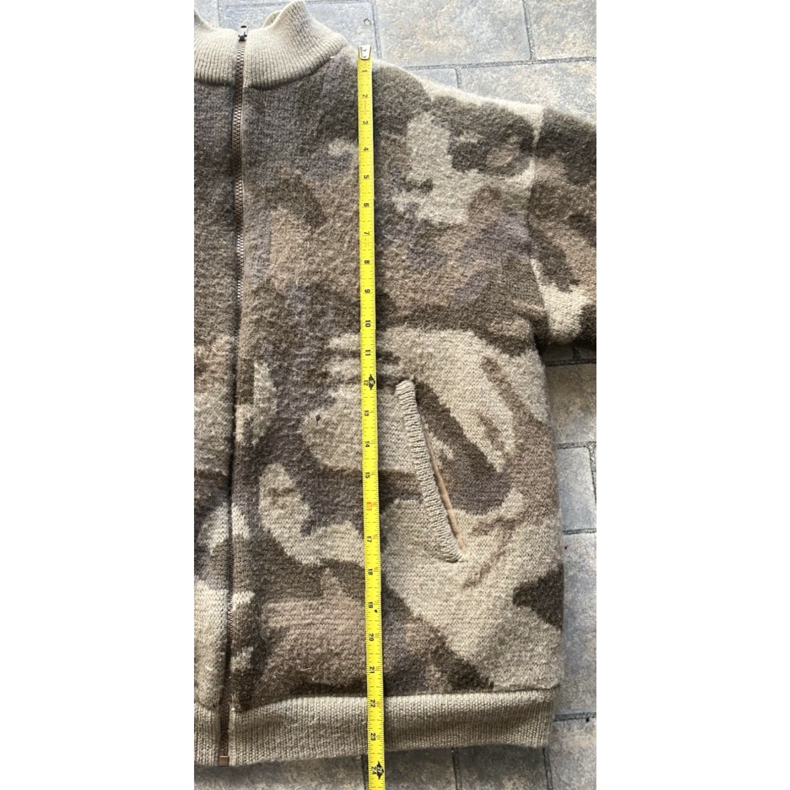 Cabela's Wool Full Zip Jacket Mens L Camouflage Hunting Bomber Coat Flaws Multicolor Wool Full Zip Jacket Mens L Camouflage Hunting Flaws