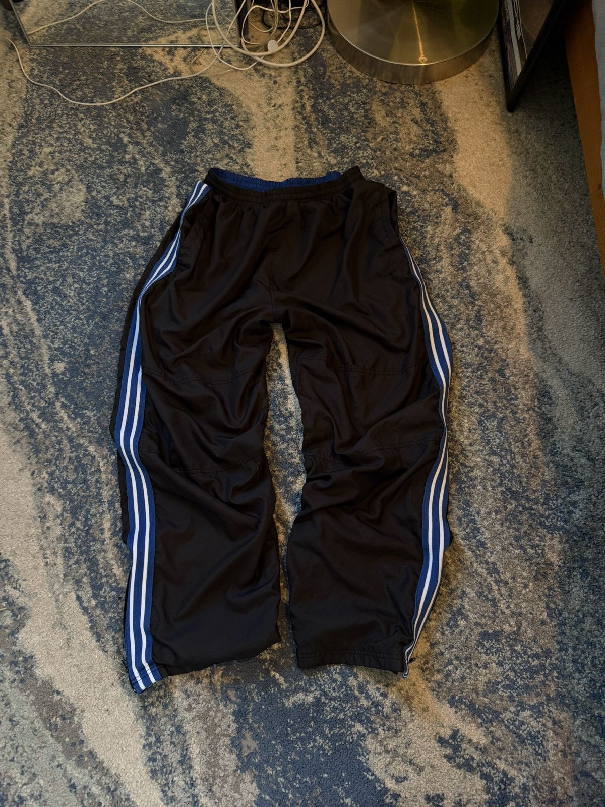 Adidas Adidas sweatpants Size US 32 / EU 48 - 2 Thumbnail