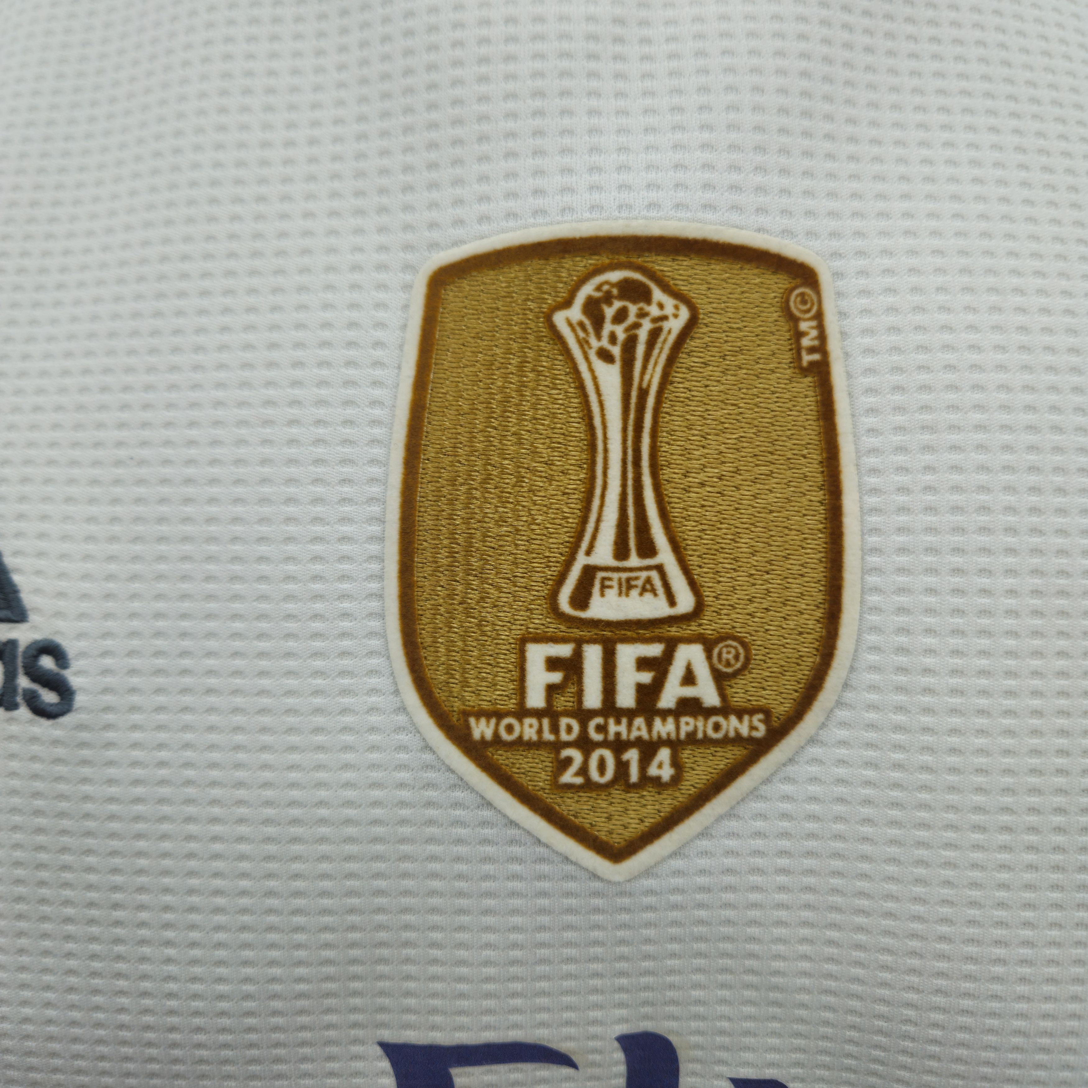 Other Real Madrid Home 2015/16 UCL CWC MEDIUM S12614 Size US M / EU 48-50 / 2 - 5 Thumbnail