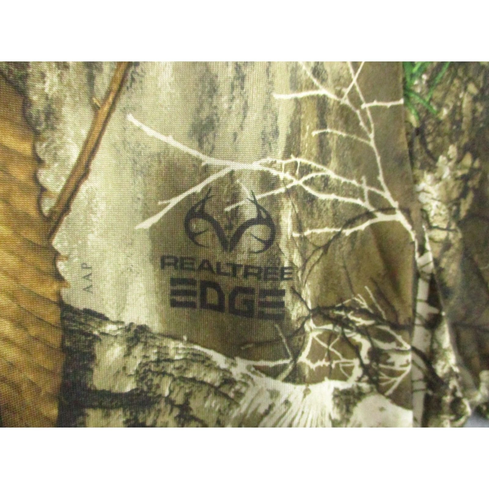 Realtree Realtree Camouflage Edge Shirt Men's XL Stretch Polyester Regular Color Multicolor Logo Outdoor 90s? (avoid) Size US XL / EU 56 / 4 - 2 Thumbnail
