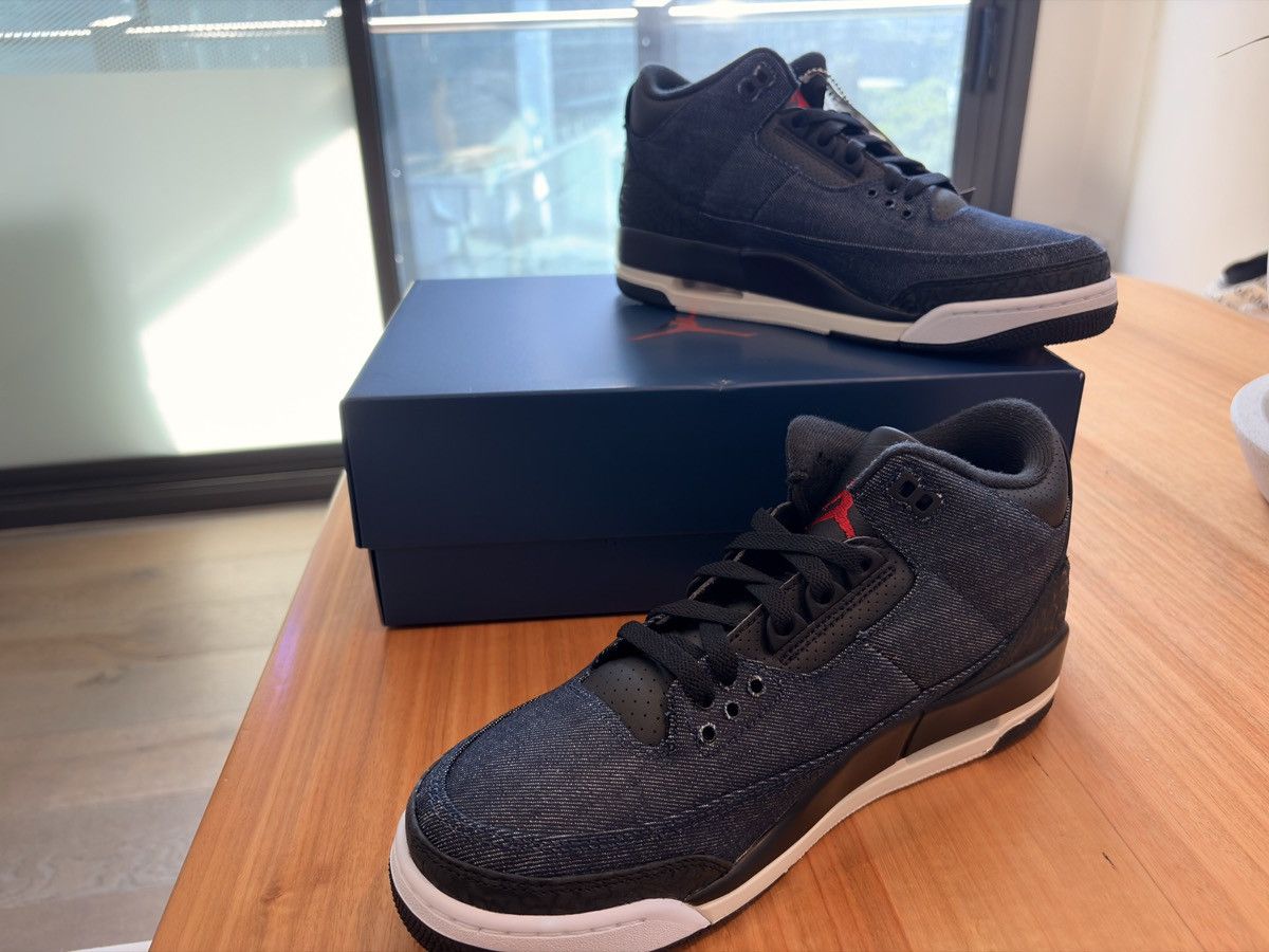 Jordan Brand × Levi's Air Jordan 3 x Levi's Indigo Denim US 10 Deadstock Size US 10 / EU 43 - 1 Thumbnail