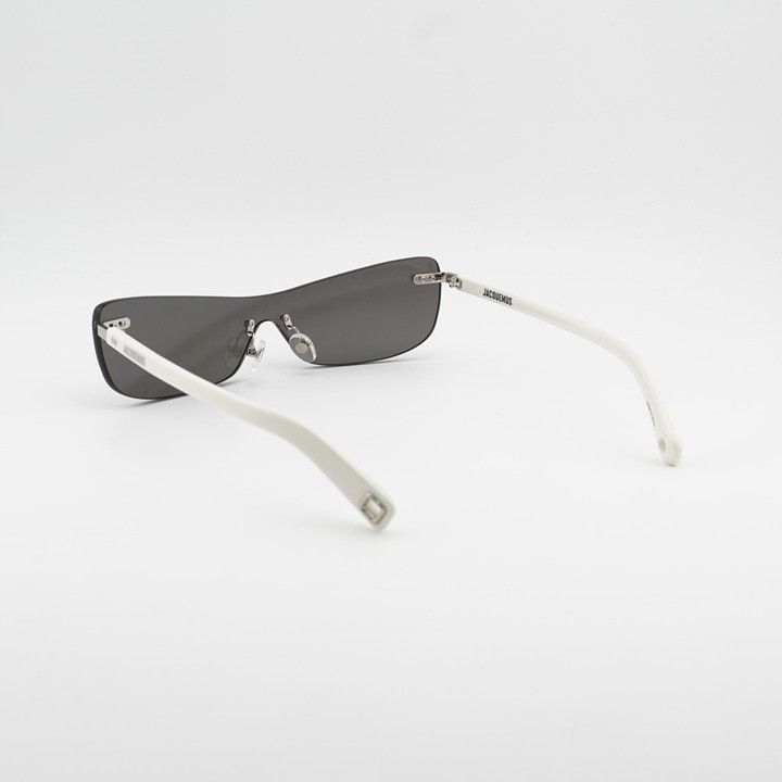 Jacquemus Jacquemus MIRADA JAC/69 C3 Sunglasses White Shield Frame Size ONE SIZE - 11 Thumbnail