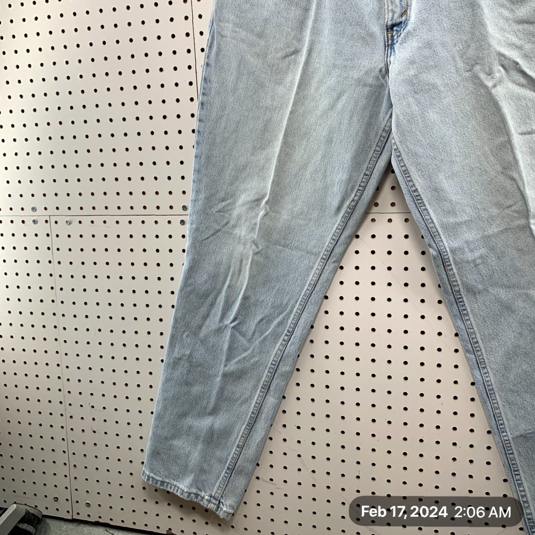 Levi's VINTAGE Levi's 545 Jeans Mens 34x32 Blue Denim Distressed USA 90s Tapered Relaxed Fit Regular Men Size US 34 / EU 50 - 3 Thumbnail