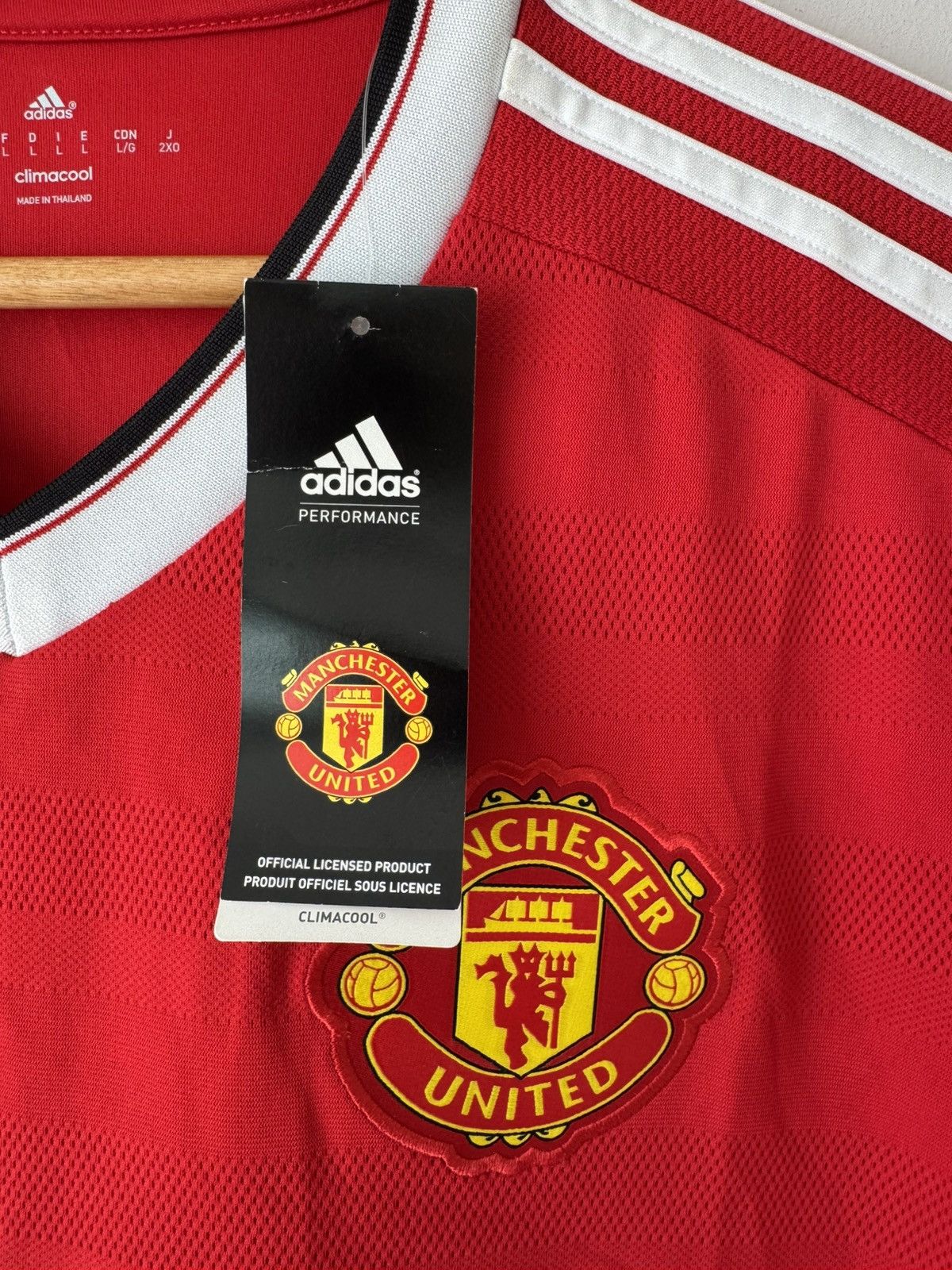 Adidas Manchester United 2015-2016 Home Soccer Jersey Adidas Shirt Size US L / EU 52-54 / 3 - 9 Thumbnail