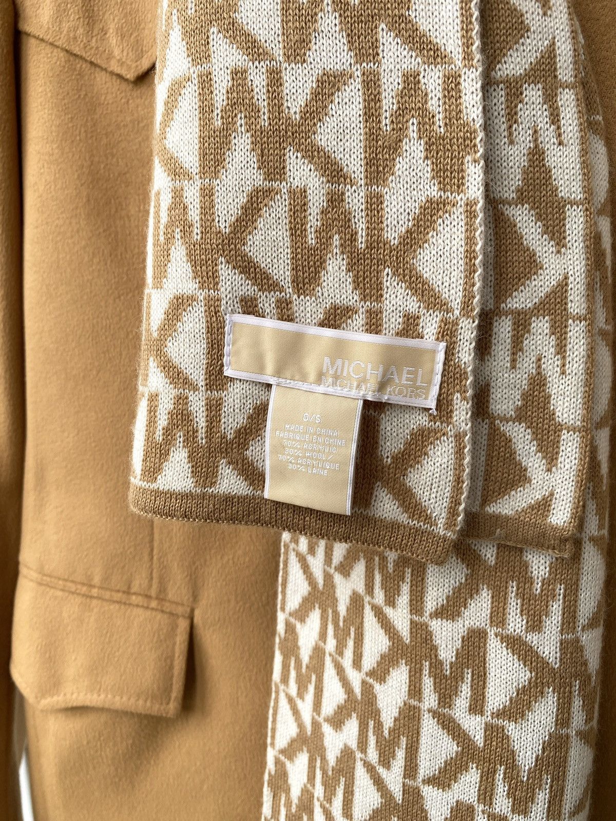 Designer × Michael Kors Michael Kors Wool Monogram MK Scarf Size ONE SIZE - 4 Thumbnail