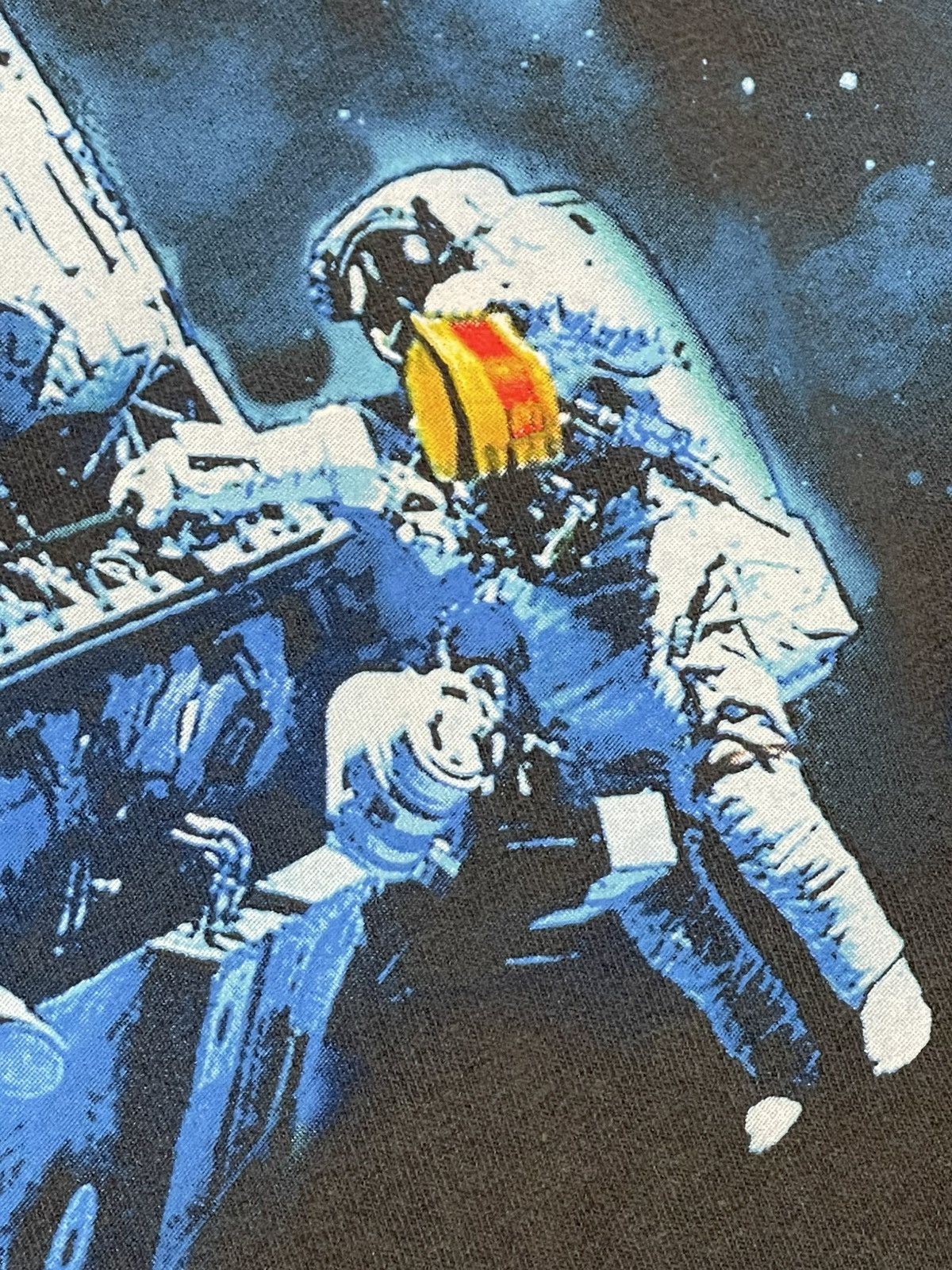 Travis Scott Travis Scott McDonalds Live from Utopia Brand New Size 2XL Size US XXL / EU 58 / 5 - 4 Thumbnail
