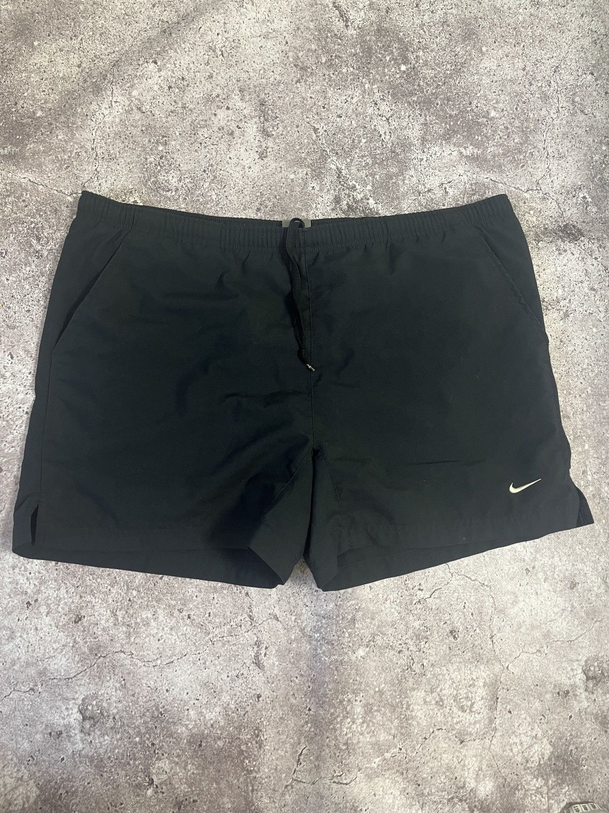 Nike × Vintage Nike Vintage Shorts Size US 39 - 1 Thumbnail