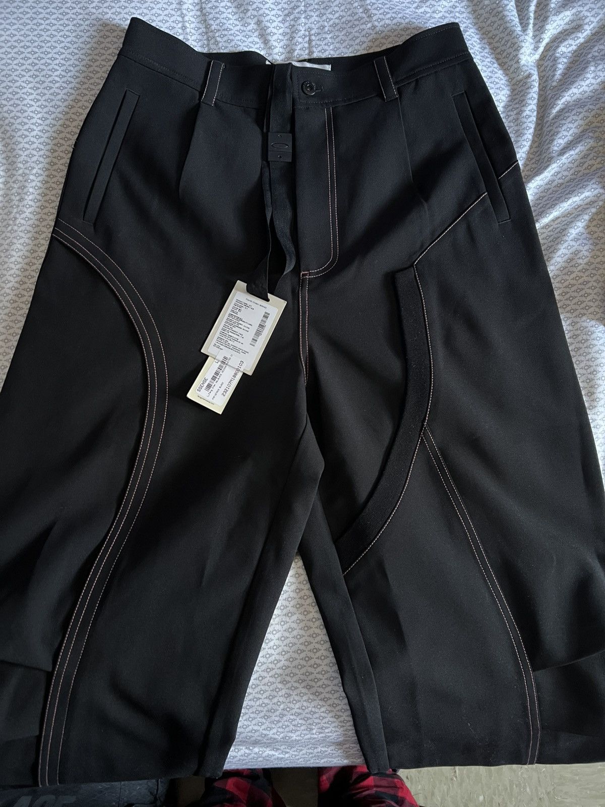 Feng Chen Wang Black Contrast Stitching Cargo Pants Size US 34 / EU 50 - 1 Thumbnail
