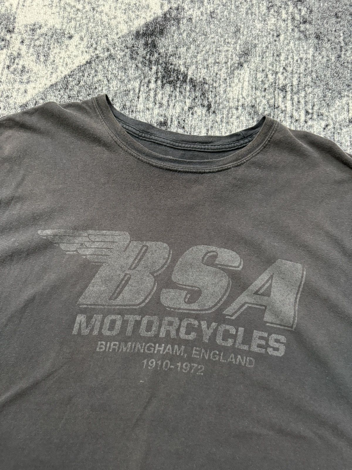 Vintage Vintage BSA Motorcycles Tee Shirt Y2K 90s Faded Distressed Size US XXL / EU 58 / 5 - 3 Thumbnail