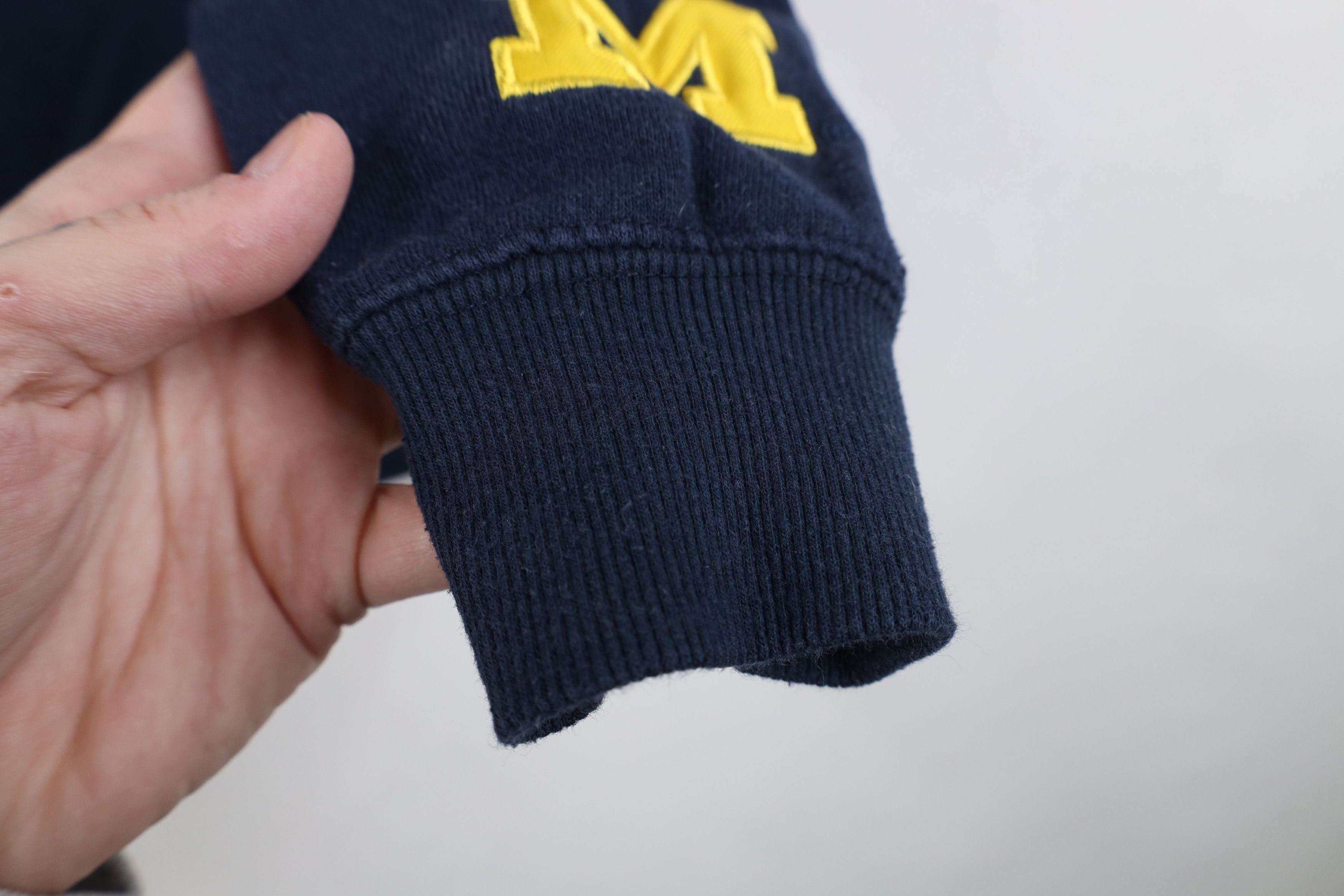Vintage Vintage 90s University of Michigan Crewneck Sweatshirt Size XS / US 0-2 / IT 36-38 - 5 Thumbnail