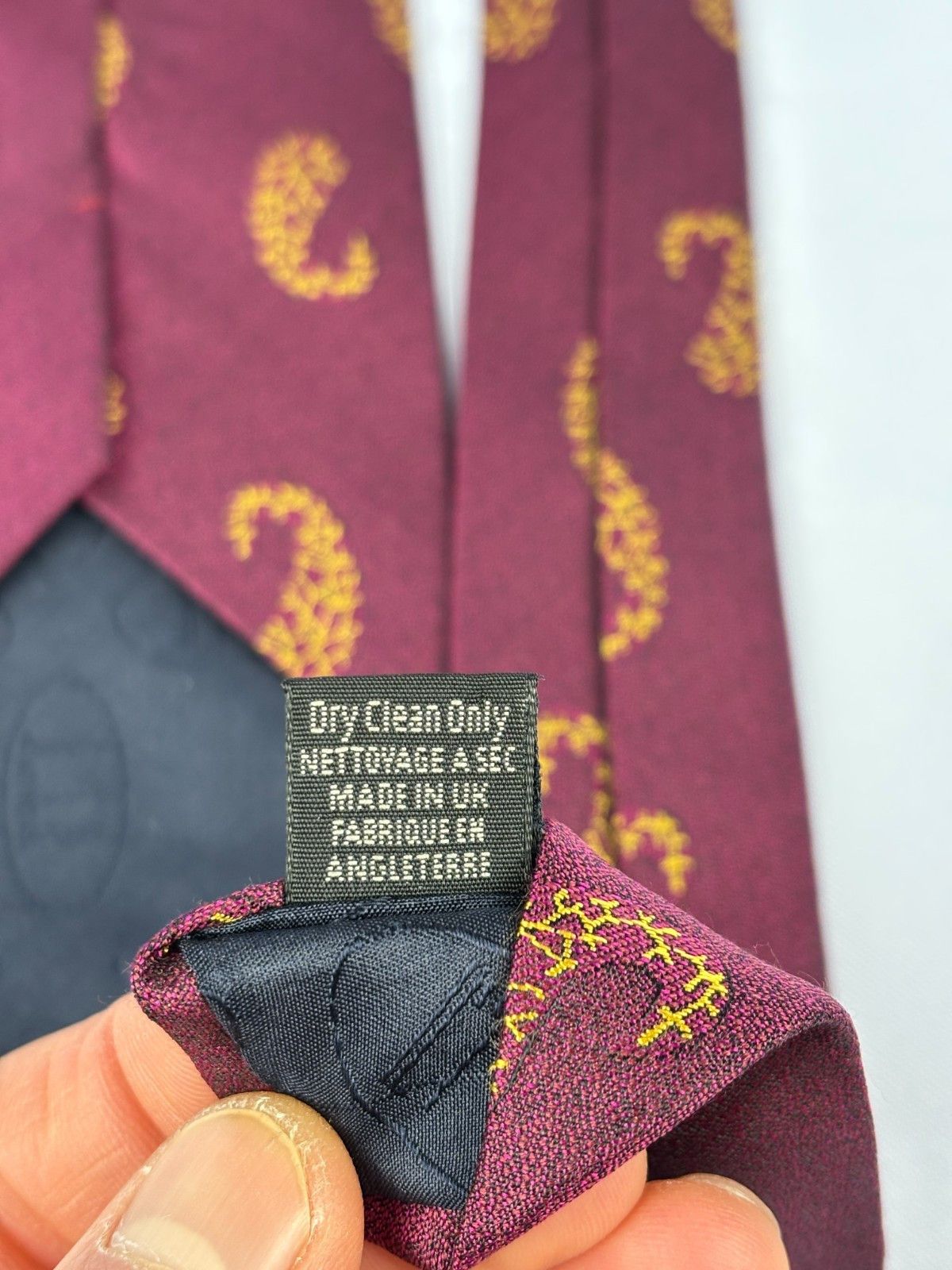 Alfred Dunhill Vintage Dunhill Paisley Silk Tie Made in UK Size ONE SIZE - 8 Thumbnail