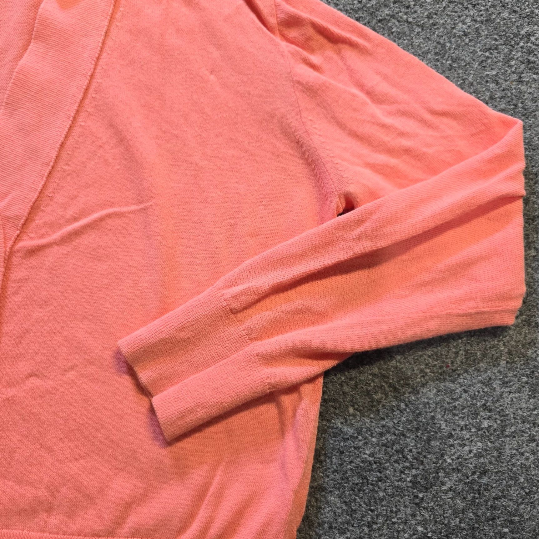 J.Crew J.CREW Cardigan Womens Size M Orange Long Sleeve Lightweight Knit Button V-Neck Sweatshirt Sweater Type: Cardigan, Women, Regular Fit Size M / US 6-8 / IT 42-44 - 4 Thumbnail