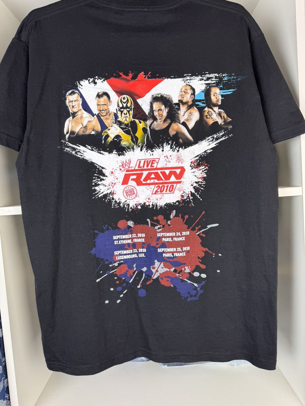 WWE WWE The Raw 2010 Wrestling T-shirt Size US M / EU 48-50 / 2 - 22 Thumbnail