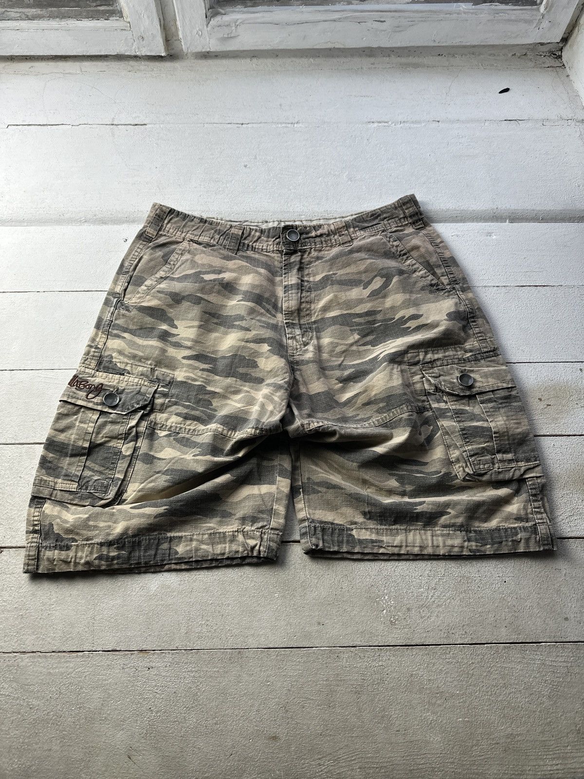 Billabong 🚨RARE BILLABONG BIG LOGO CARGO SHORTS Y2K SURF VINTAGE Size US 36 / EU 52 - 1 Thumbnail