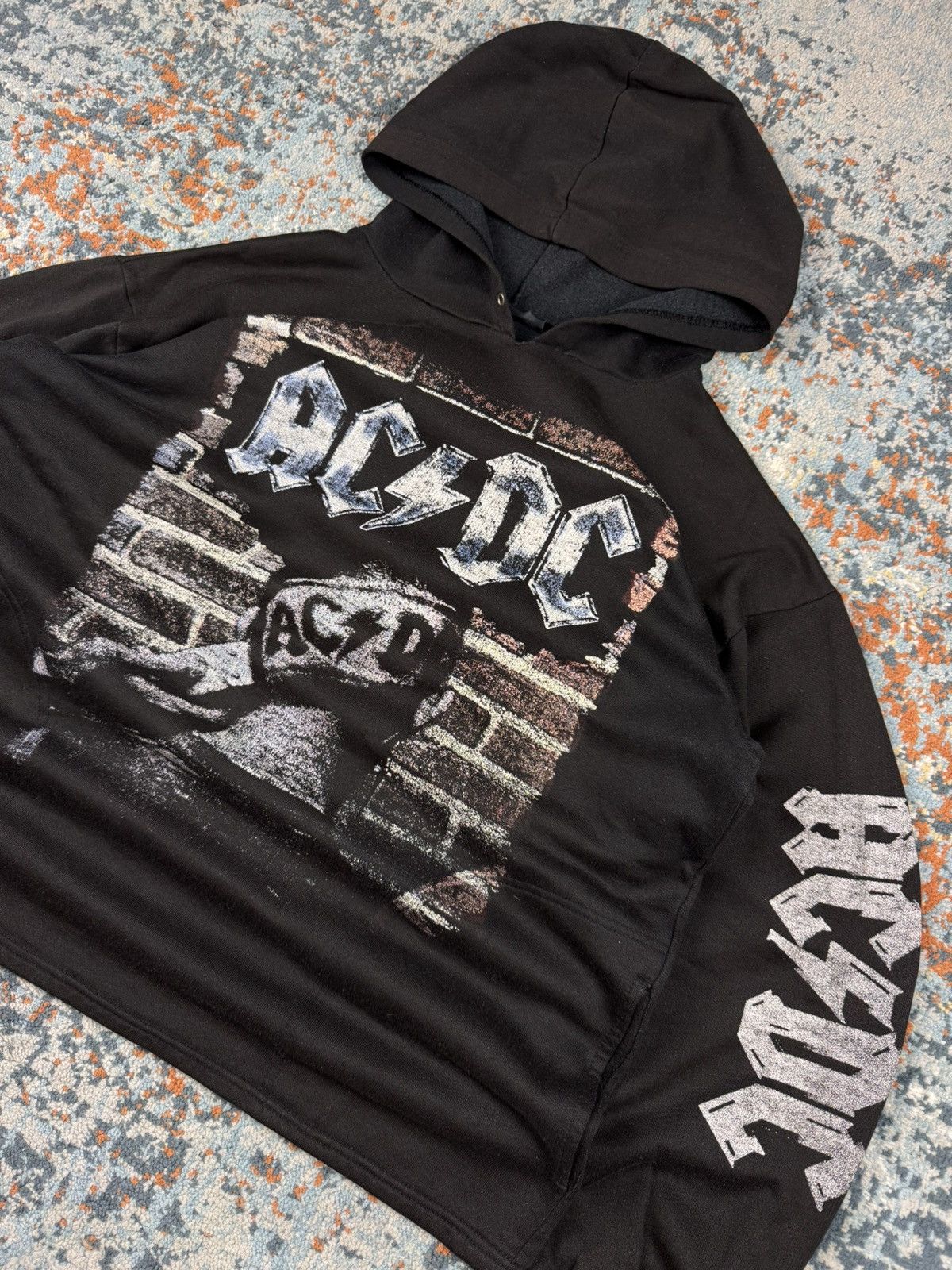 AC/DC × Band Tees × Vintage Vintage 90s AC/DC the razors edge crazy graphic hoodie boxy Size US XL / EU 56 / 4 - 5 Thumbnail