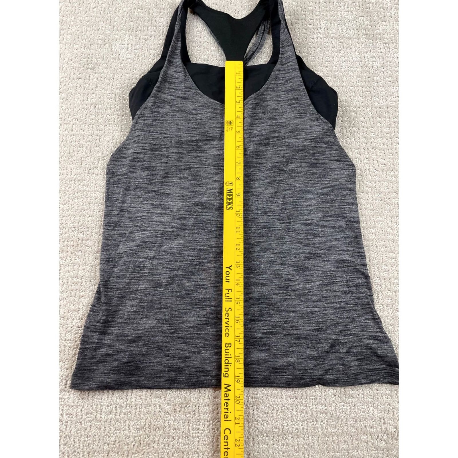 Lululemon Lululemon Tank Top Womens Size 6 Twist Toil Gray Light Luon Stretch Yoga Sleeveless Racerback Scoop Pullover Activewear Size M / US 6-8 / IT 42-44 - 2 Thumbnail