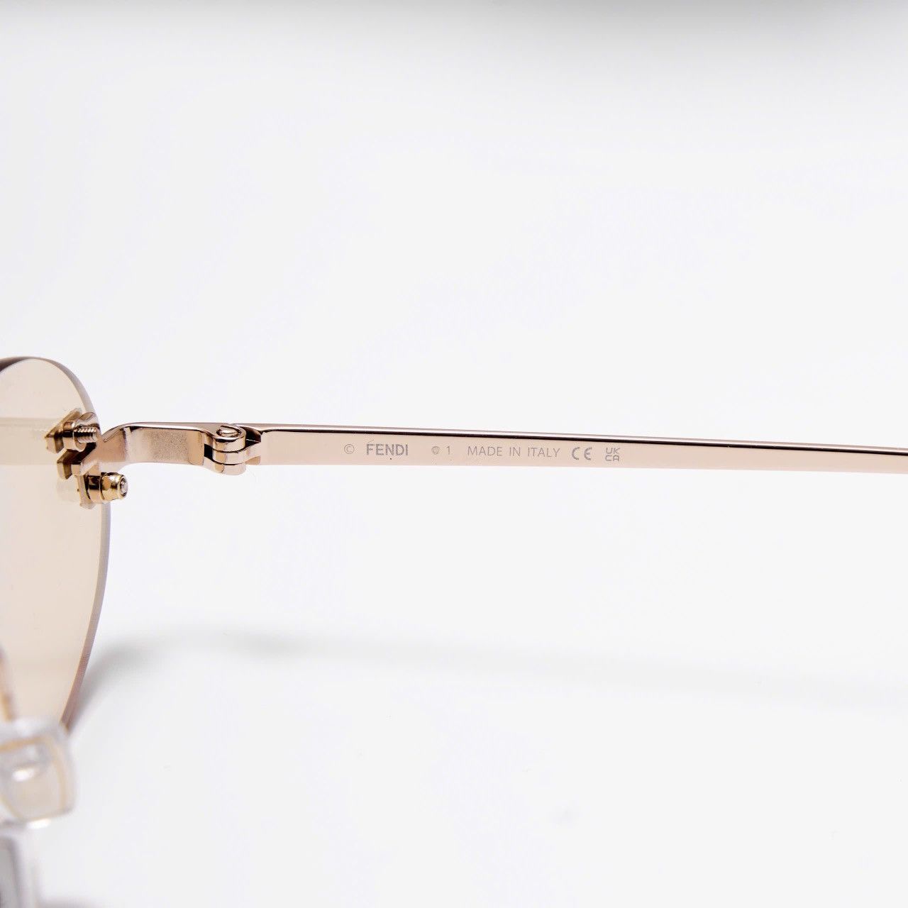 Fendi FENDI FE4075US 28Y SUNGLASSES Size ONE SIZE - 4 Thumbnail