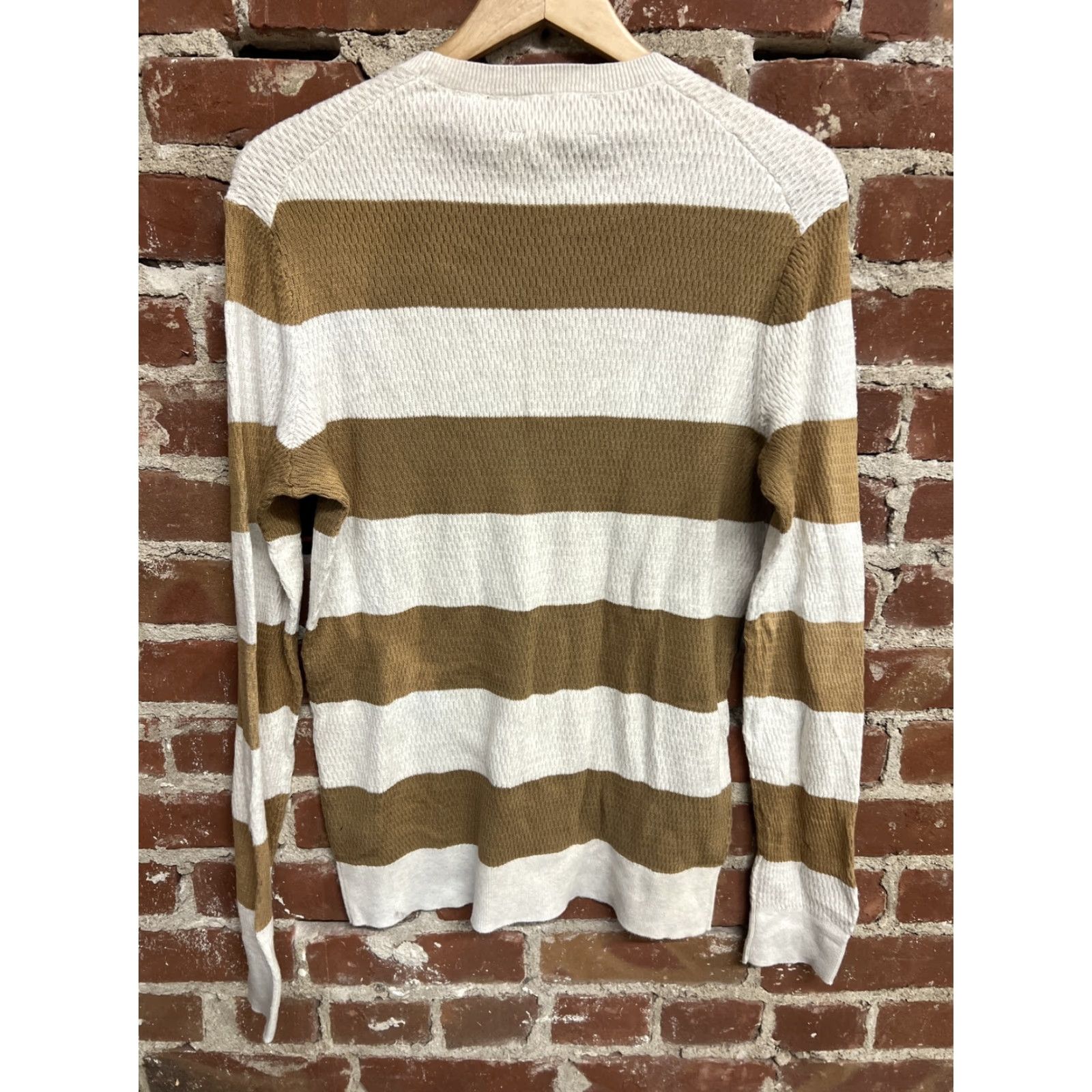 Vintage Black Brown 1826 T-Shirt Long Sleeve Mens M Beige Striped NWT V-Neck Cotton Jersey 28" Length 23" Pit to Pit Size US M / EU 48-50 / 2 - 3 Thumbnail