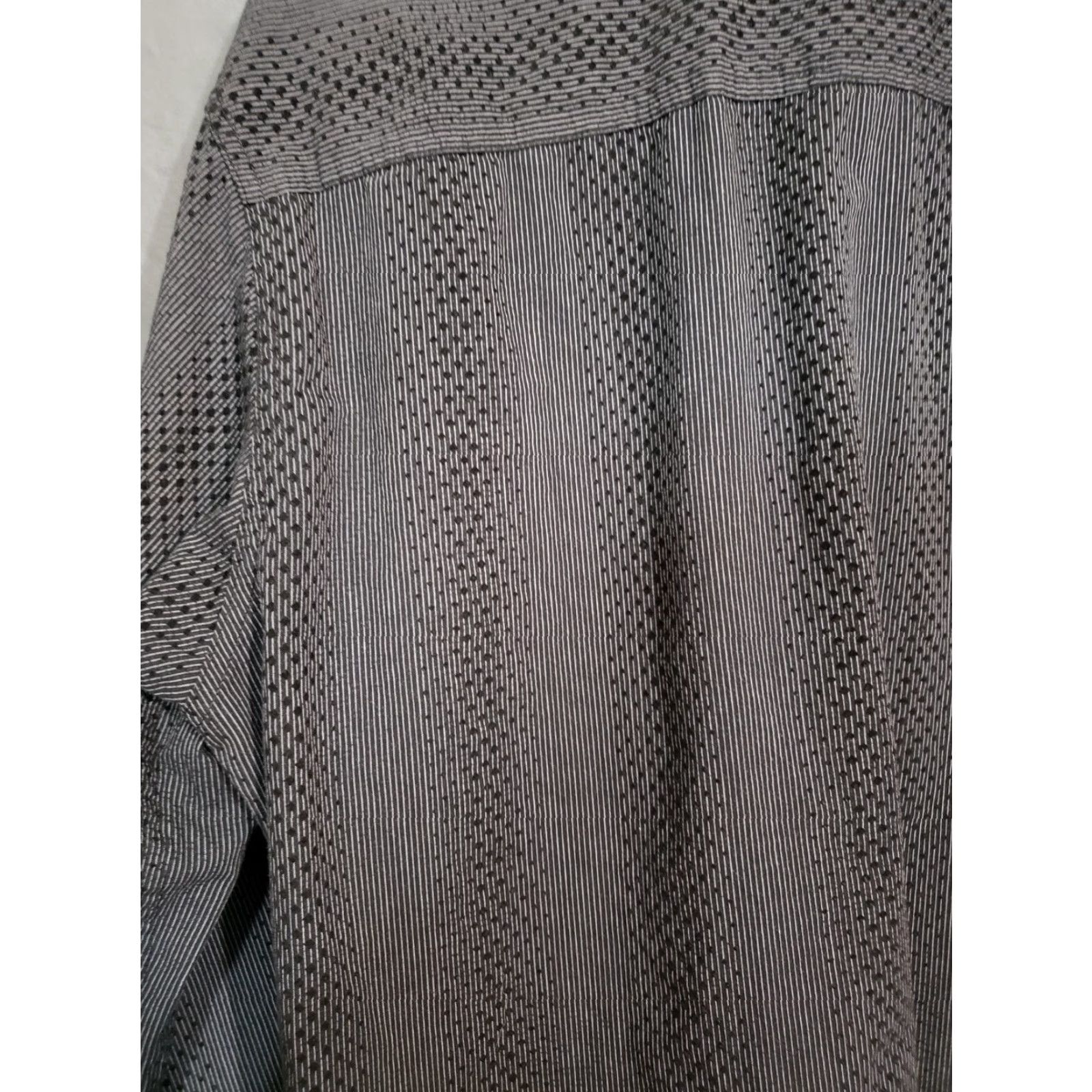 Vintage **Blue Brand Shirt XL Dark Diamonds Fashionable Regular Fit Cotton** User: **Dark Blue Brand Shirt XL Fashionable Regular Fit Cotton** Size XL / US 12-14 / IT 48-50 - 3 Thumbnail