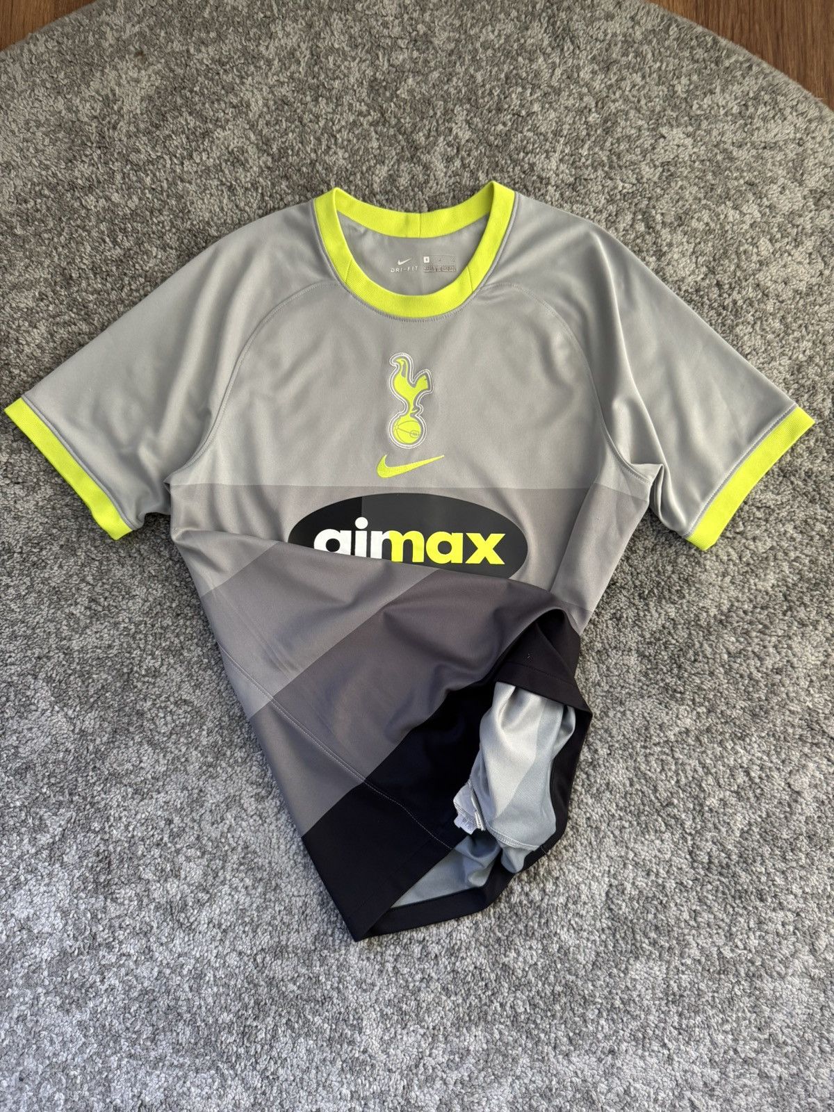 Nike Nike air max Fc Tottenham Size US S / EU 44-46 / 1 - 6 Thumbnail