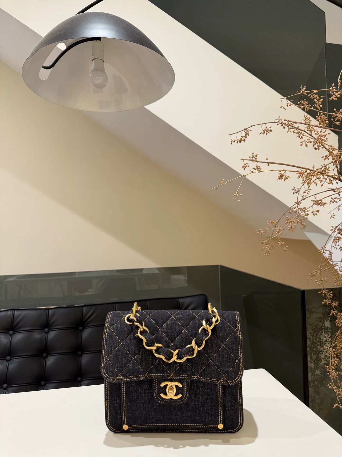 Chanel Pre-loved Bag Very good condition Size ONE SIZE - 1 Thumbnail
