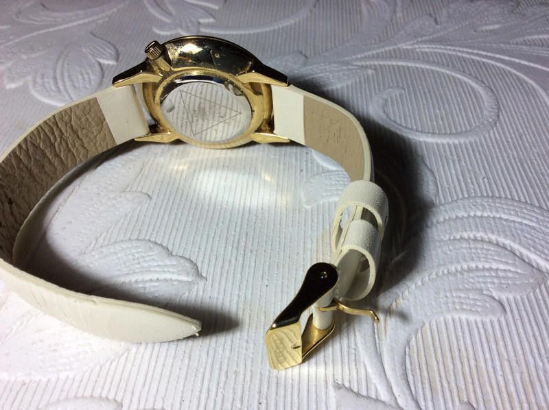 Komono Komono Estelle Pastel Gold dial grey leather strap watch Size ONE SIZE - 6 Thumbnail