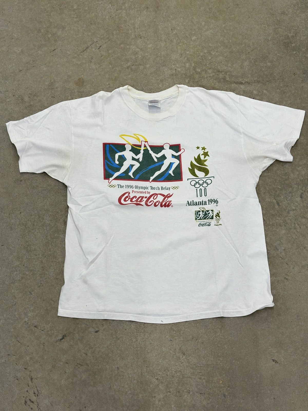 USA Olympics VTG Atlanta 1996 Olympic Torch Relat Cocacola Tee Size US XL / EU 56 / 4 - 1 Thumbnail