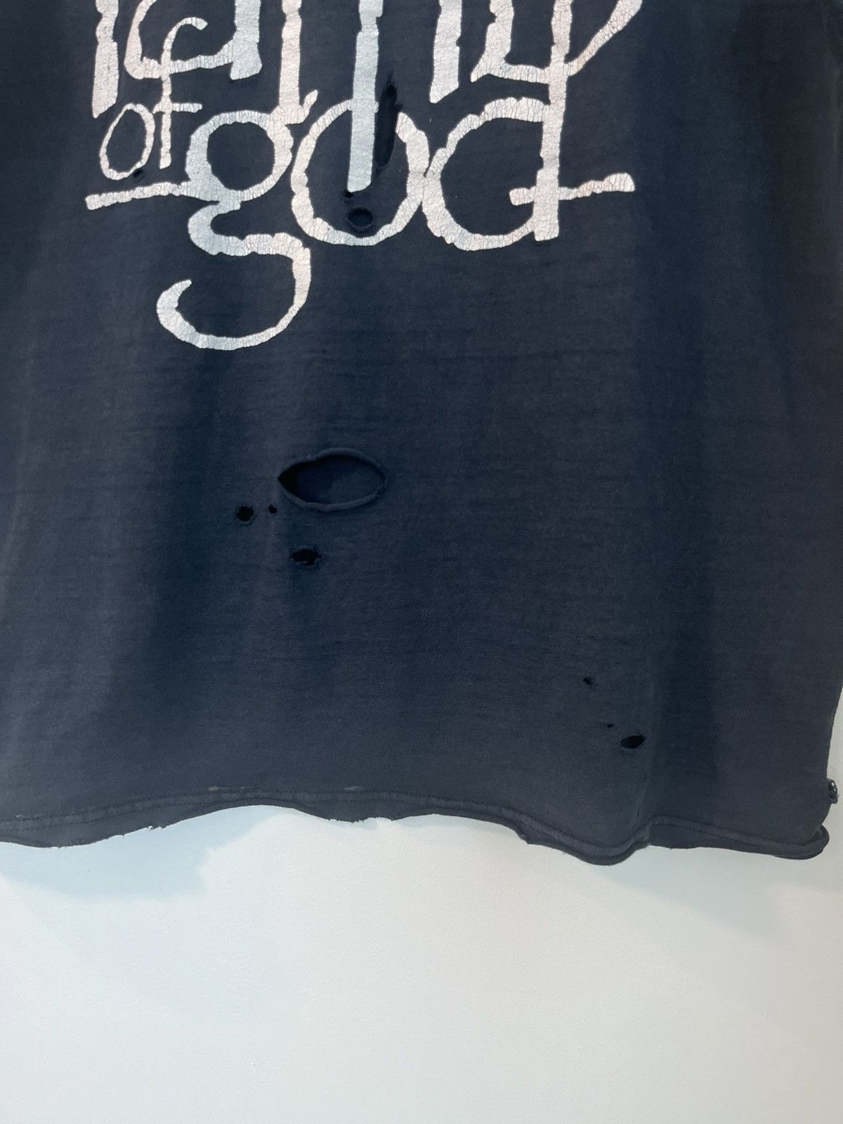Band Tees Vintage Lamb Of God Thrashed Distressed Rare Band Tee Size US L / EU 52-54 / 3 - 4 Thumbnail