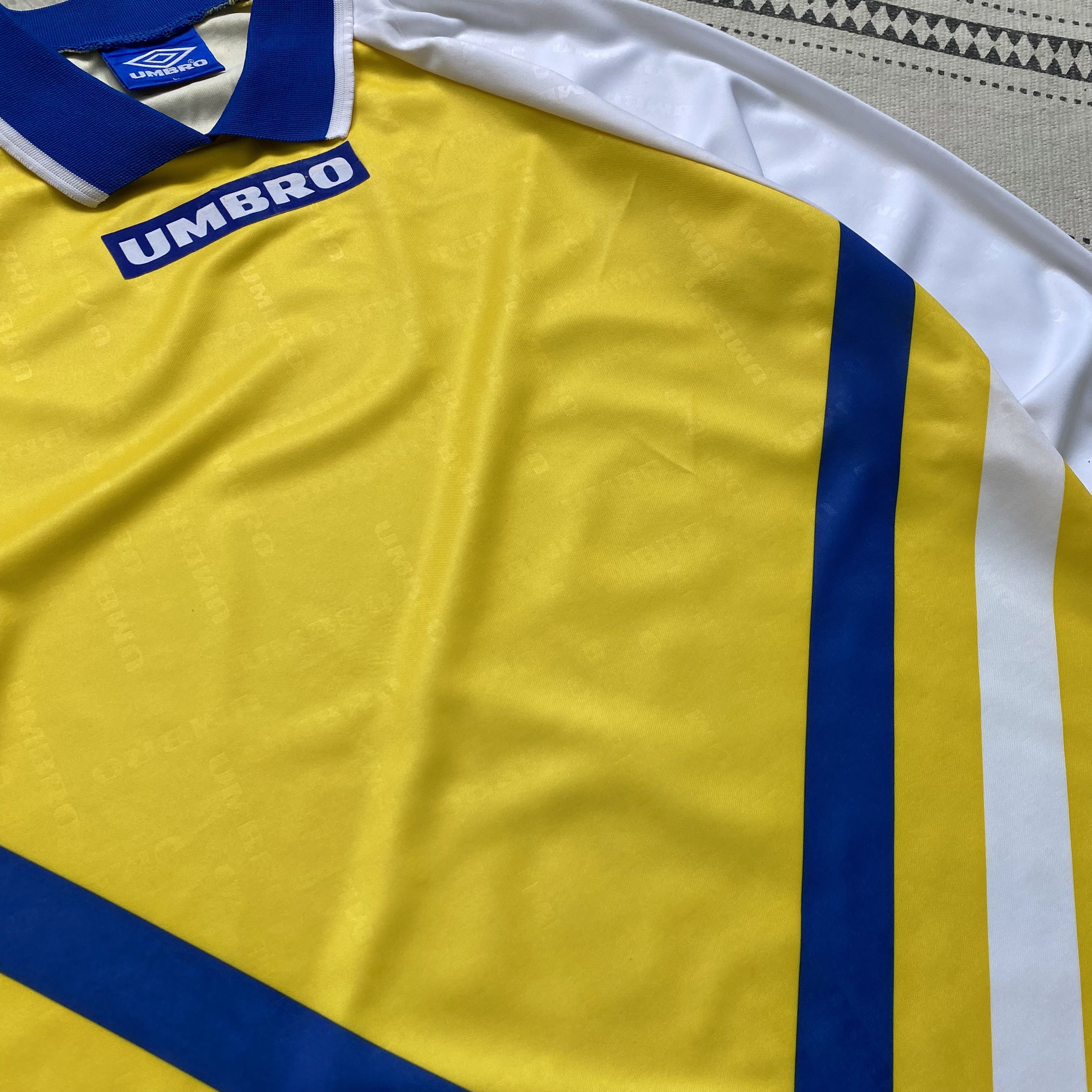 Umbro Vintage 80-90s Umbro jersey longsleeve soccer rugby Size US L / EU 52-54 / 3 - 7 Thumbnail