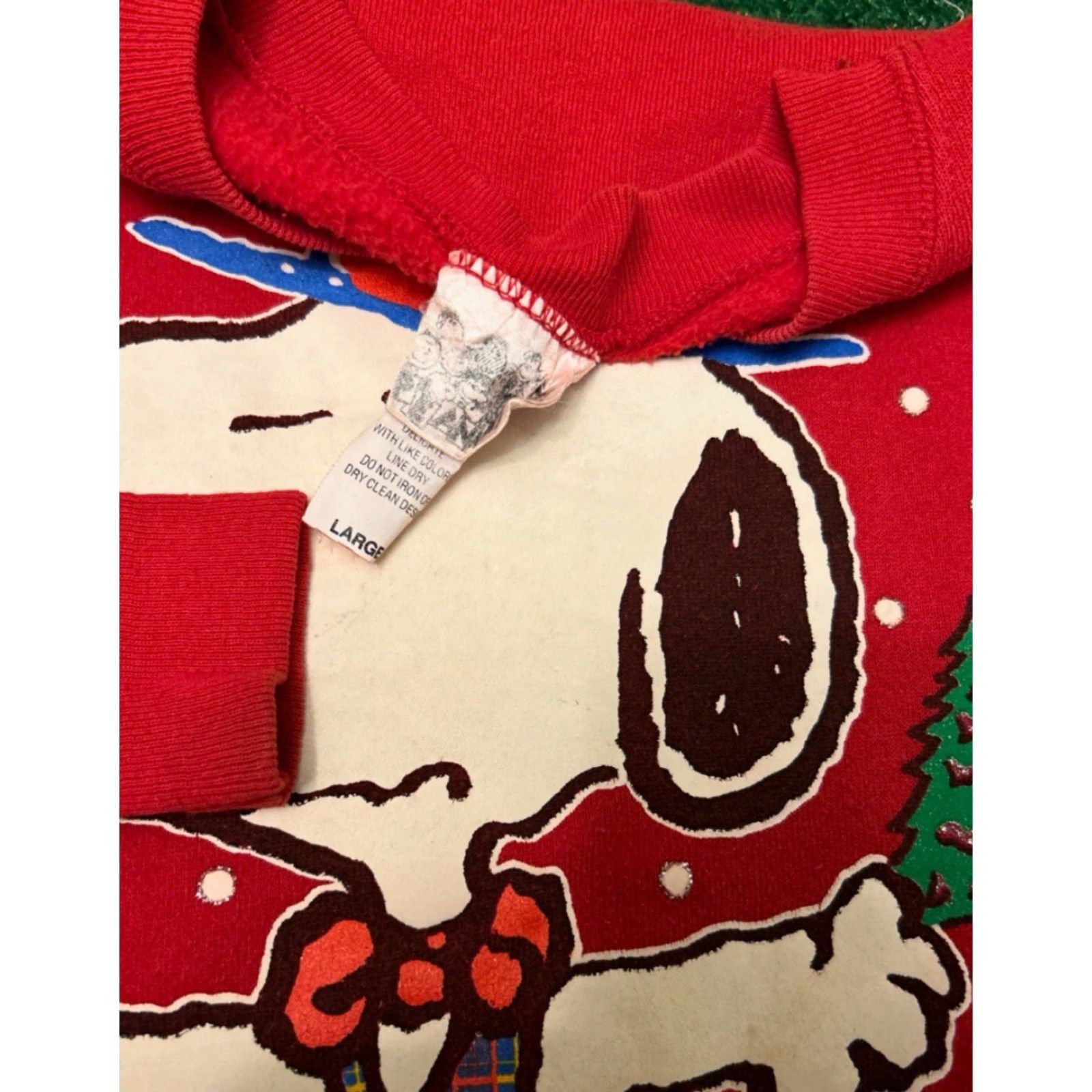 Peanuts VINTAGE Peanuts Snoopy Christmas Sweatshirt Crewneck Mens Large Red 80s 90s Cartoon VTG Pullover Size US L / EU 52-54 / 3 - 2 Thumbnail