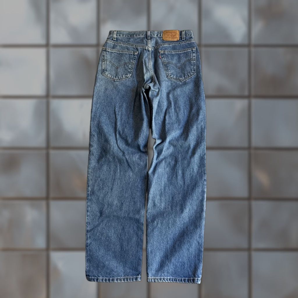 Levi's VINTAGE Levi’s 43901 Blue Denim Relaxed Fit Straight Jeans Men’s 33x33 34x34 Tag RARE Mens Size US 33 - 1 Thumbnail