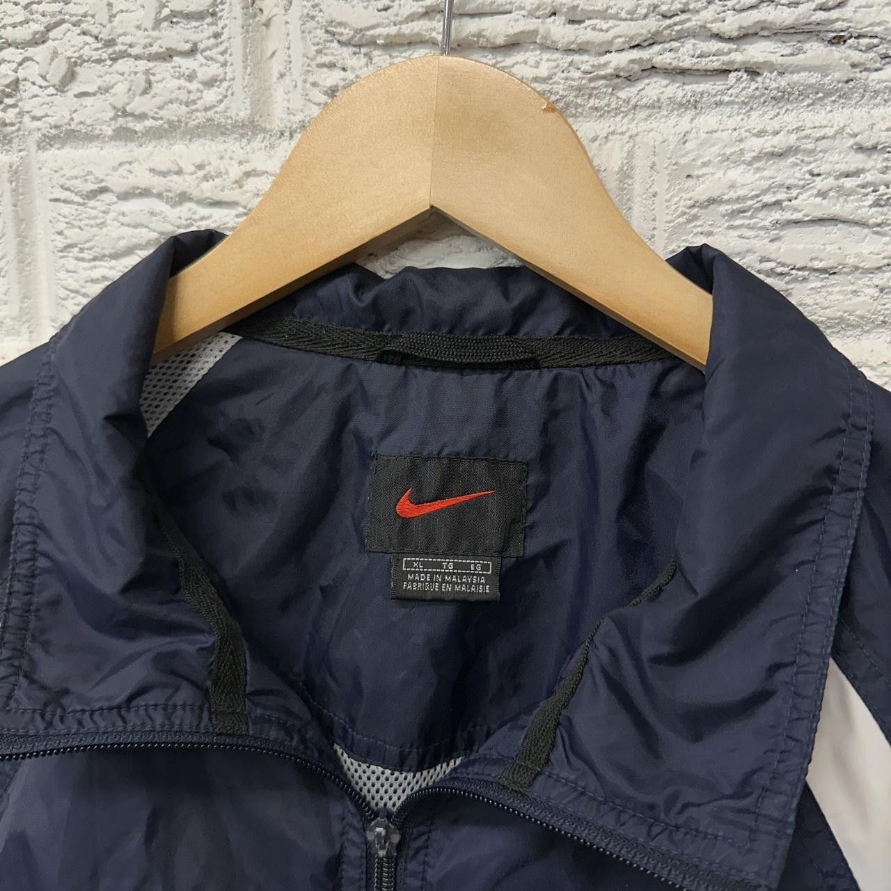 Nike Y2K Nike Zip Up Windbreaker XL Size US L / EU 52-54 / 3 - 4 Thumbnail