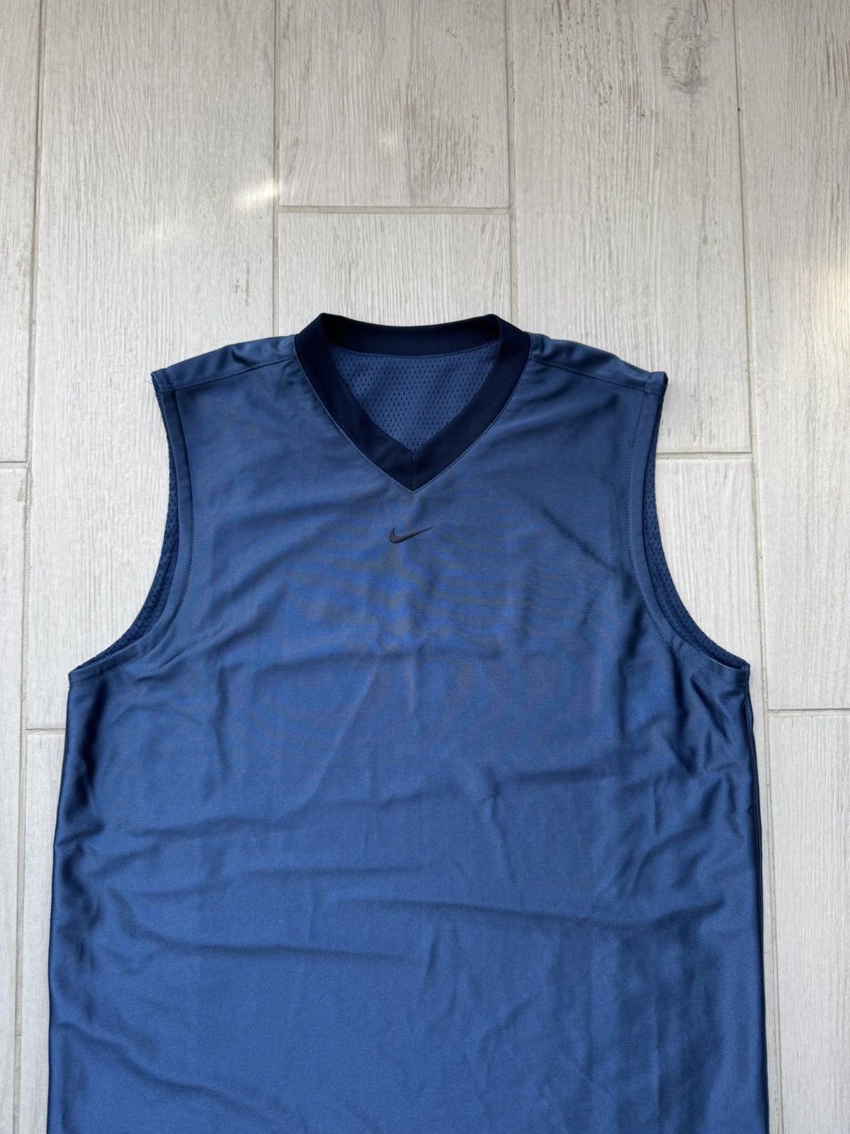 Nike Vintage Y2K Nike Reversible Center Swoosh Basketball Jersey Size US S / EU 44-46 / 1 - 12 Thumbnail