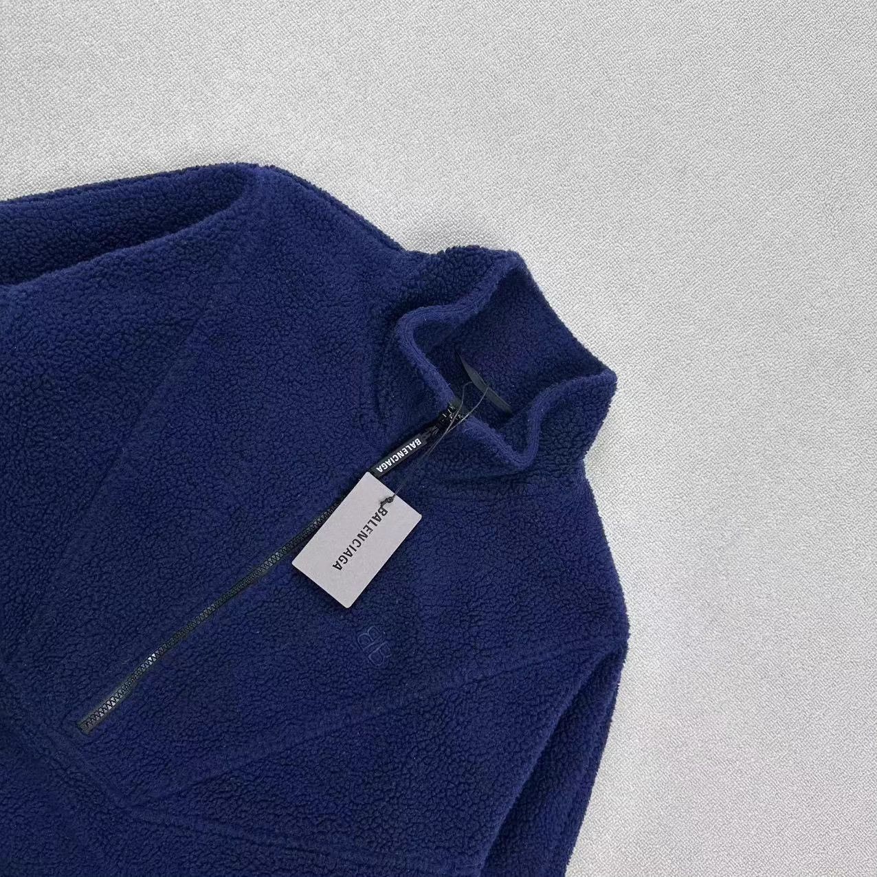 Balenciaga Balenciaga Embroidered Half-Zip Teddy 46 NWT Size US S / EU 44-46 / 1 - 3 Thumbnail