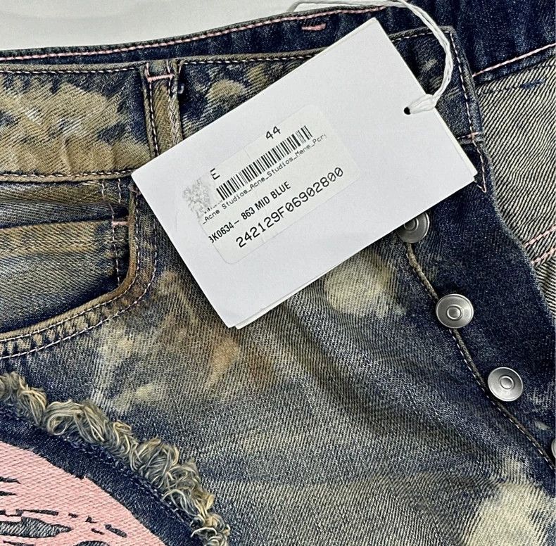 Acne Studios Acne Studios Butterfly-embroidered jeans Size US 28 / EU 44 - 3 Thumbnail